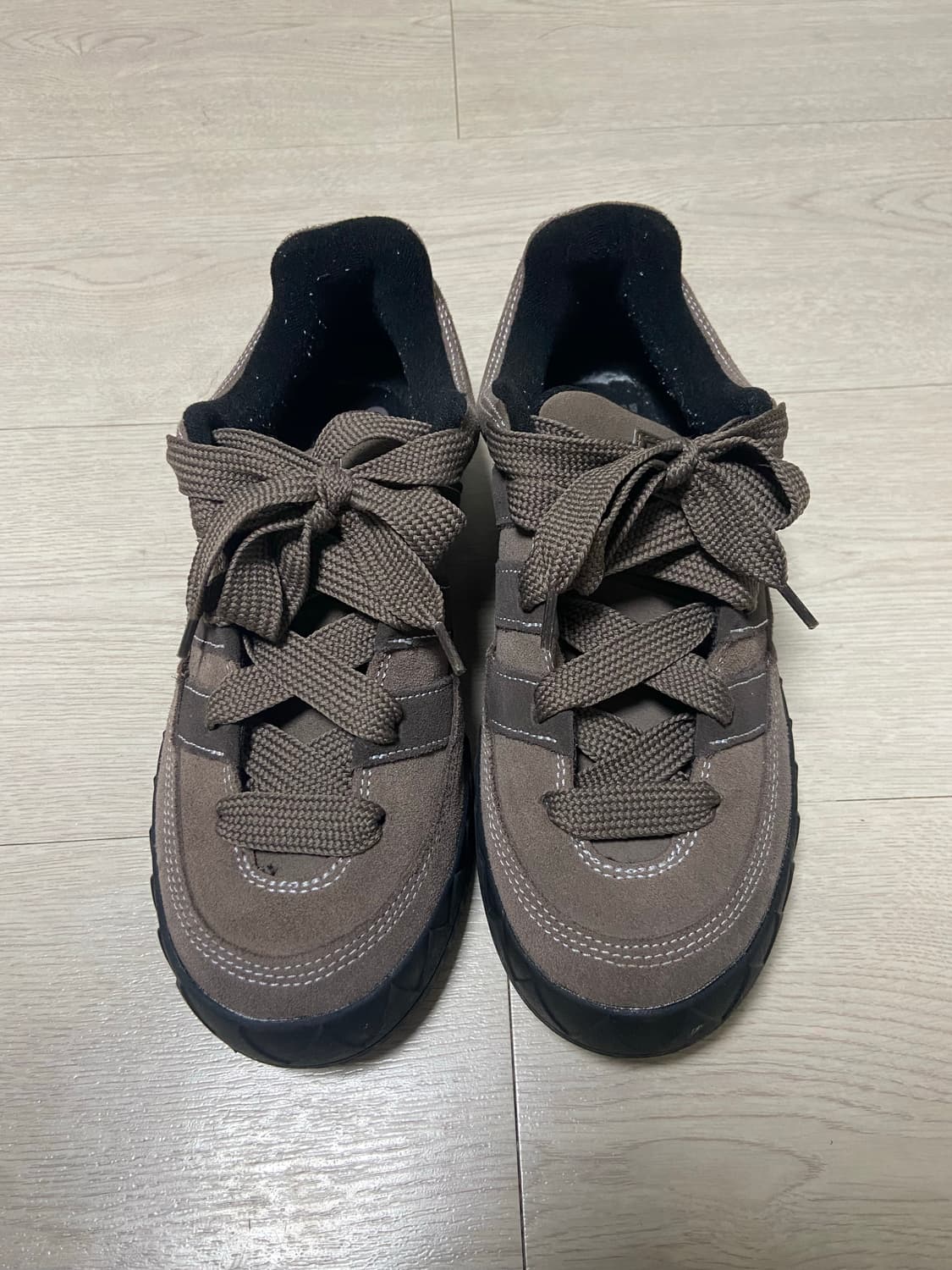 아디다스 아디매틱 어스 스트라타 다크 브라운 상품이미지2