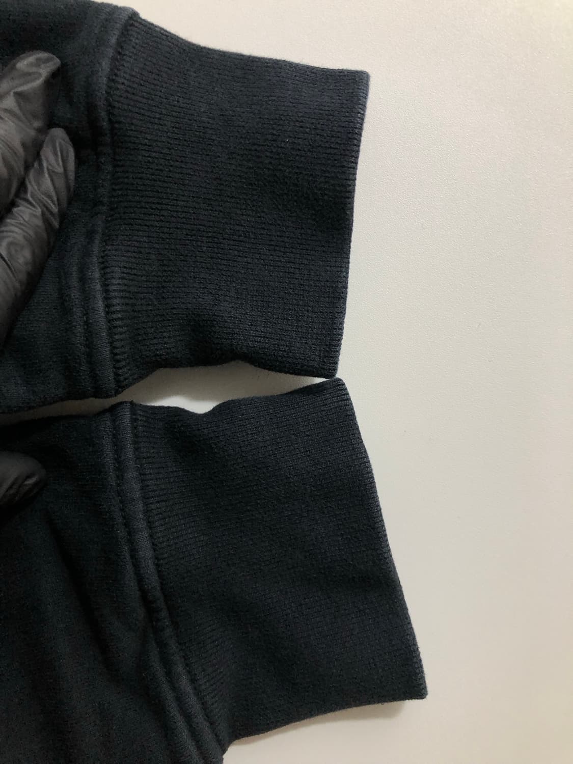 [S] 스톤아일랜드 와펜 패치 12주년 기모 맨투맨 블랙 상품이미지8