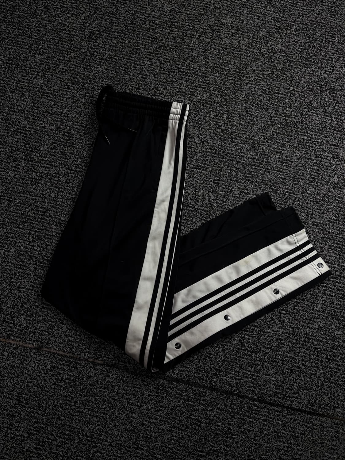 아디다스 아디브레이크 사이드 스냅버튼 블랙 트랙팬츠 1533 상품이미지1