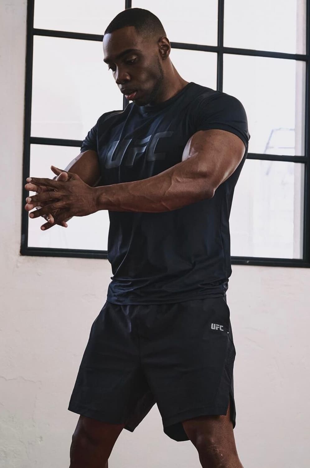 (새상품 3XL) UFC 텐션 빅로고 머슬핏 기능성 반팔 티셔츠 상품이미지2