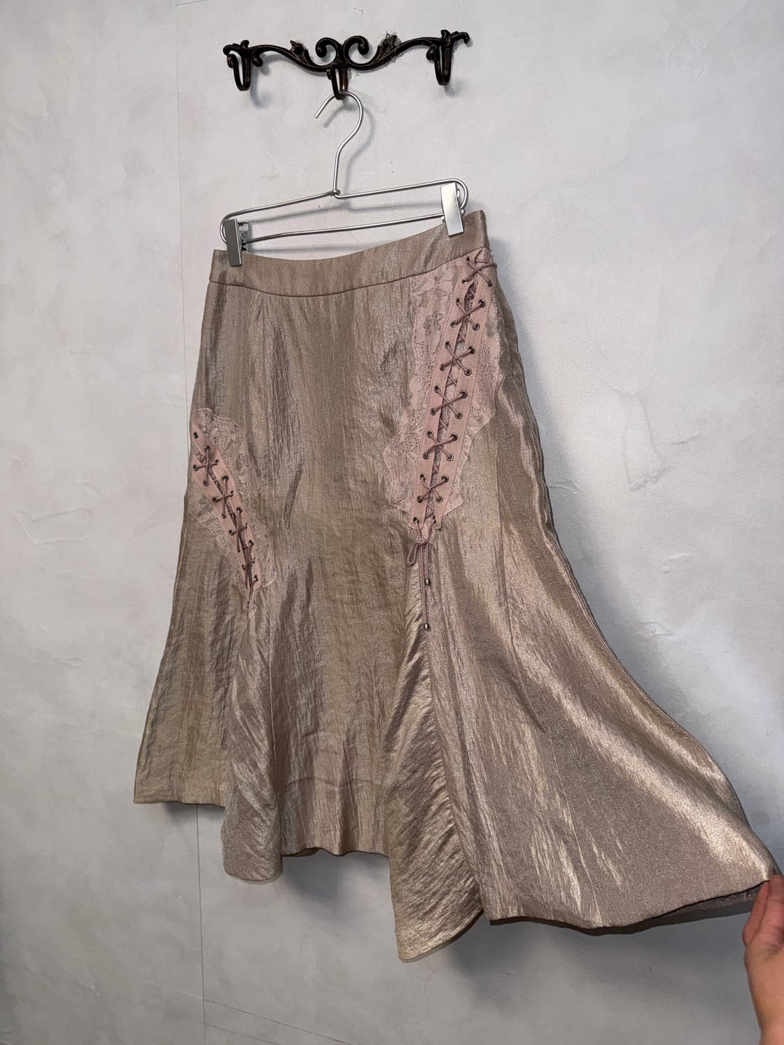 Indi pink satin fairy laceup unbal skirt 상품이미지4