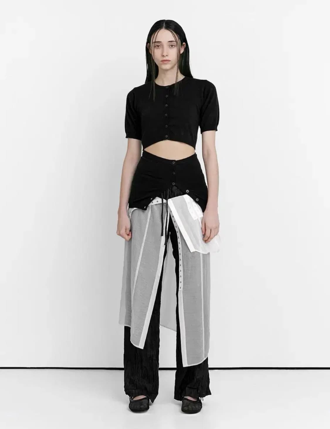 로우타이드 튜브탑 하프 가디건 TUBE TOP HALF CARDIGAN 상품이미지1