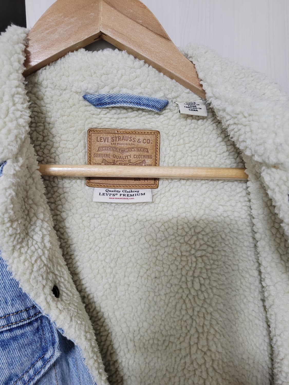 리바이스 프리미엄 양털 쉐르파 청자켓 M 상품이미지4