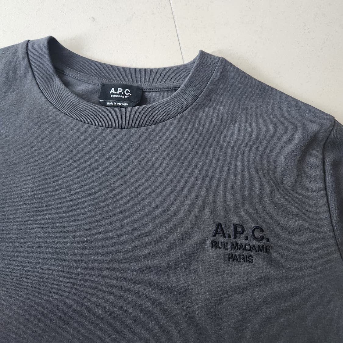 APC 아페쎄 자수로고 반팔 상품이미지4