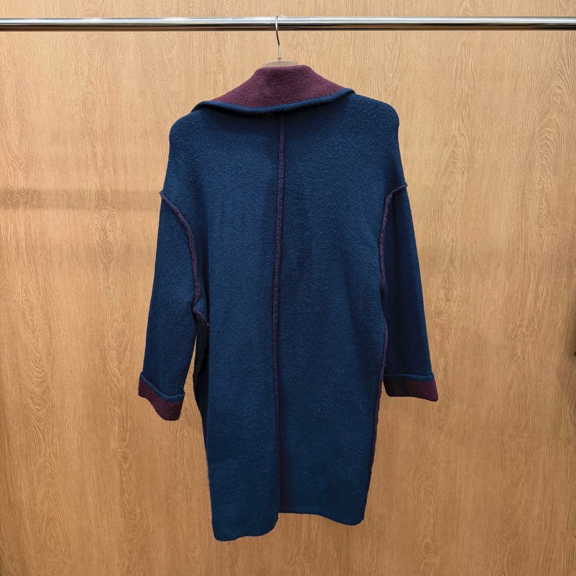 디젤 하프 코트 버건디 배색 언밸런스 사선 지퍼 디테일 레귤러핏 네이비 상품이미지3