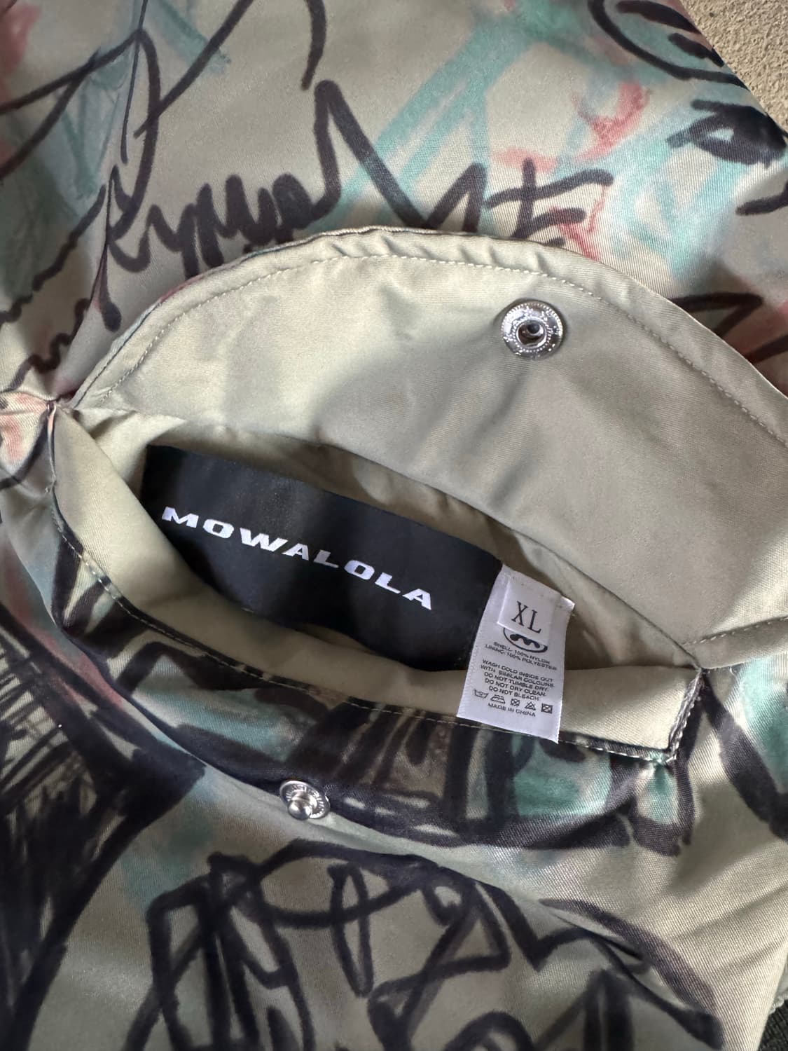 모와롤라 그래피티 봄버 XL 새상품 상품이미지5