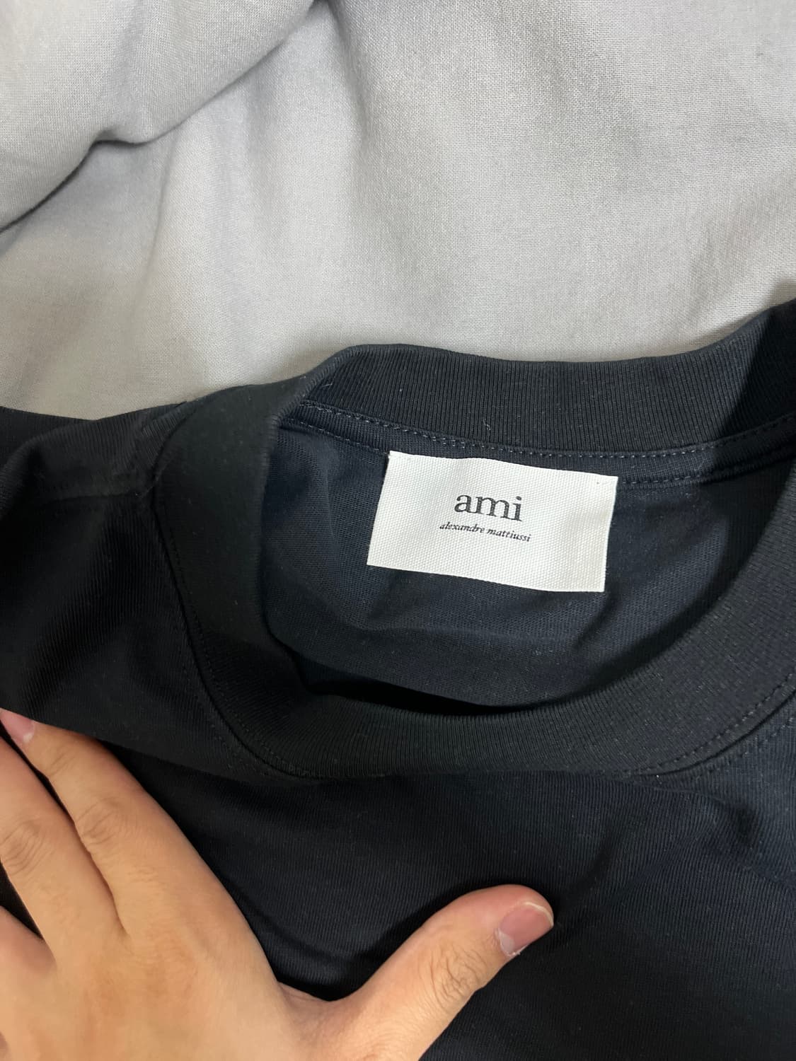 아미 반팔 팔아요 상품이미지3