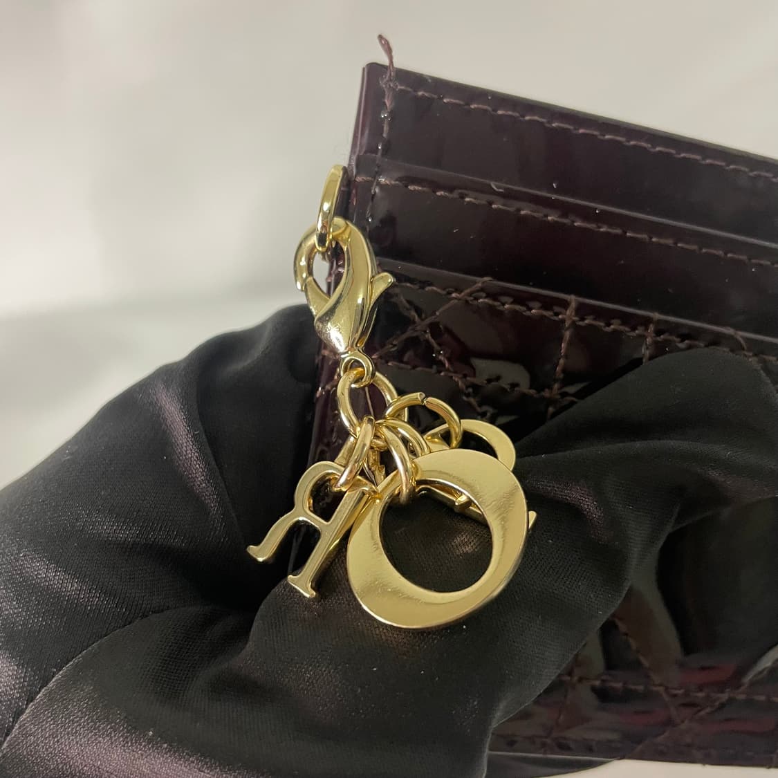 디올 레이디 페이던트 카드지갑 버건디 S급 상품이미지7