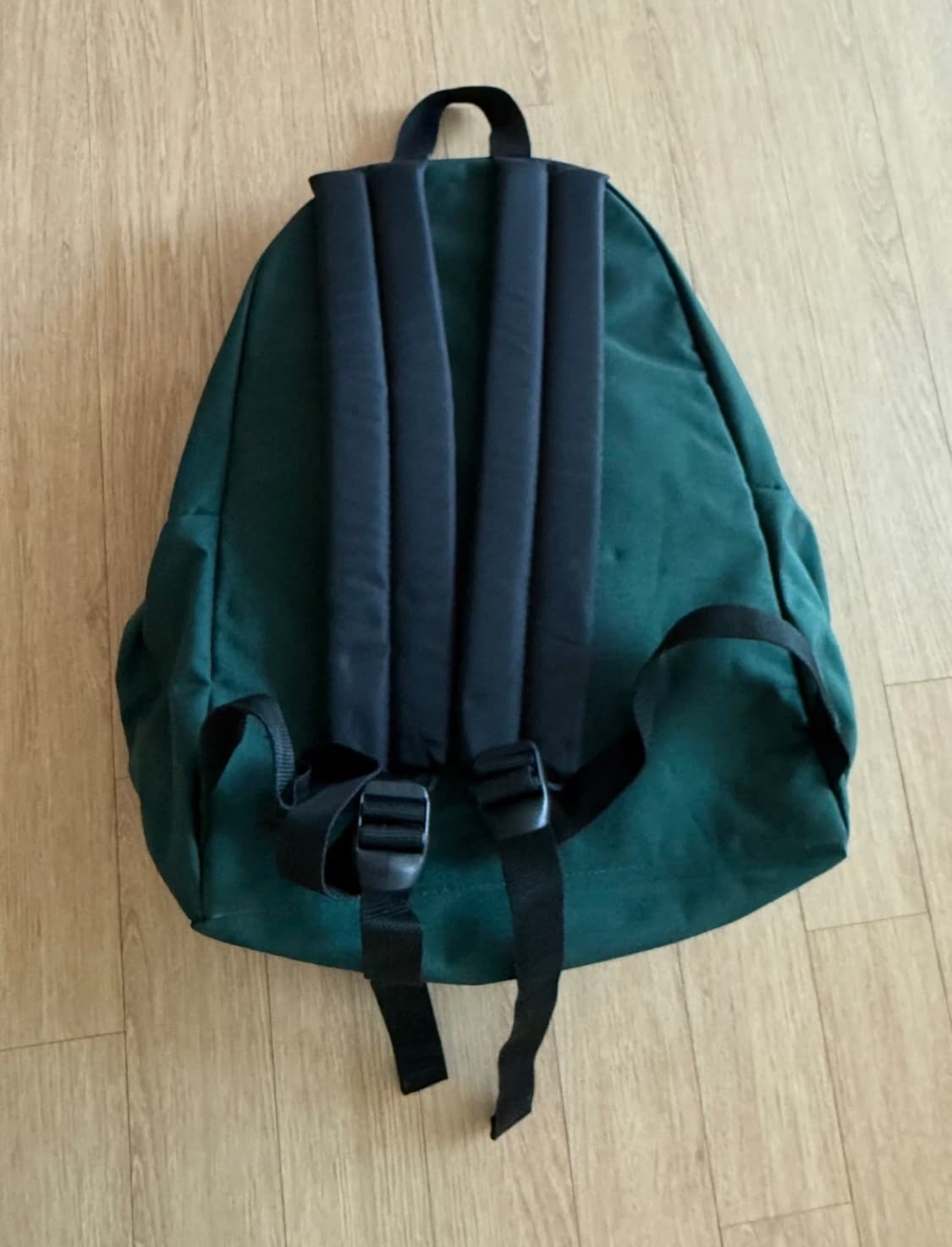이스트팩 백팩 다크그린 상품이미지2