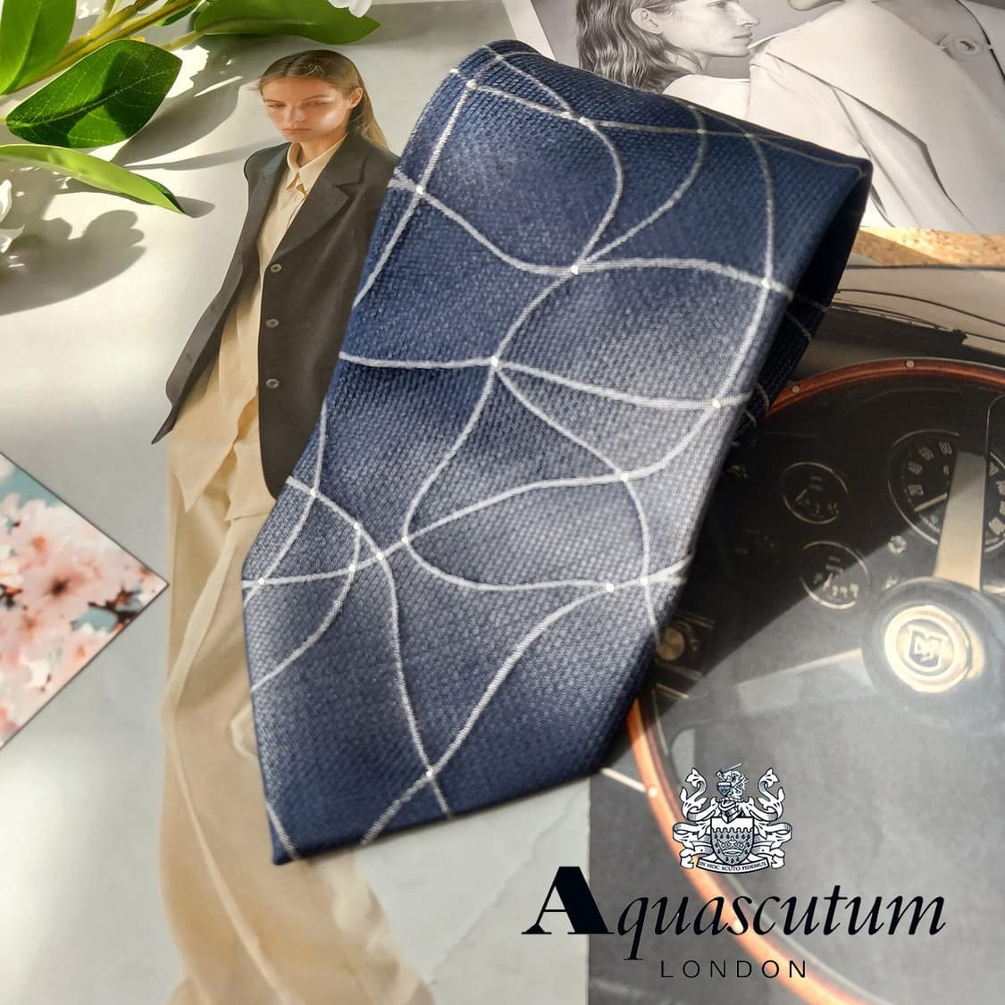 아쿠아스큐텀 실크 네이비 패턴 넥타이 9.1cm A+등급 A19884
 상품이미지2