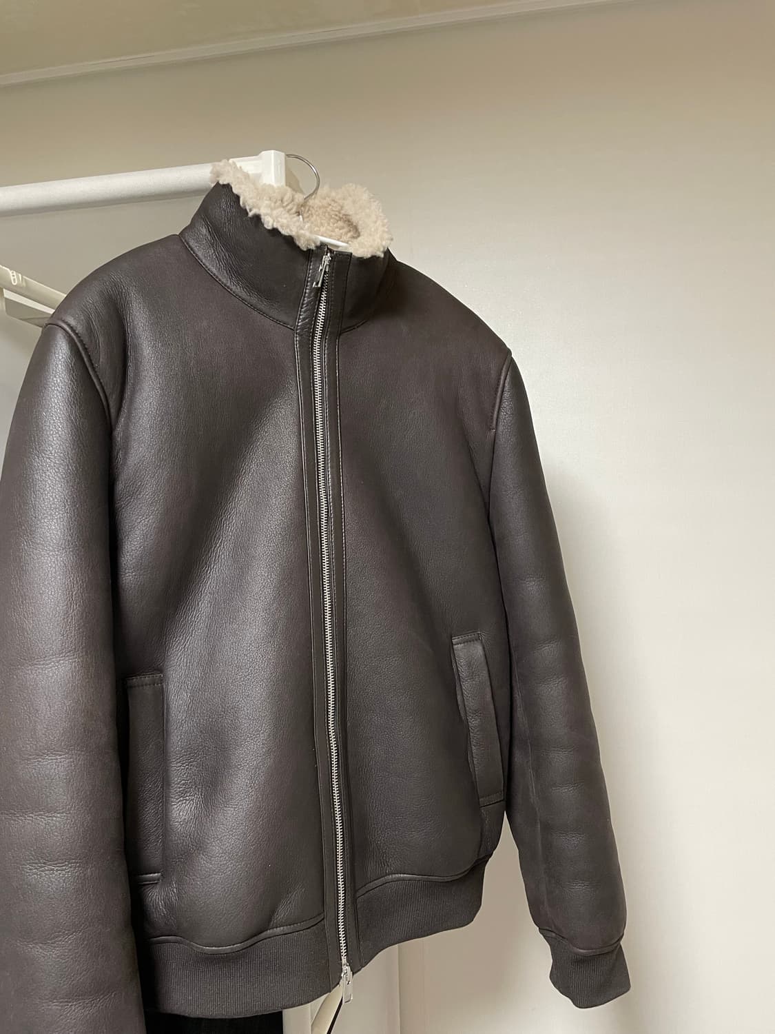 Cos 시어링 보머 재킷 무스탕 다크 브라운 S 상품이미지2