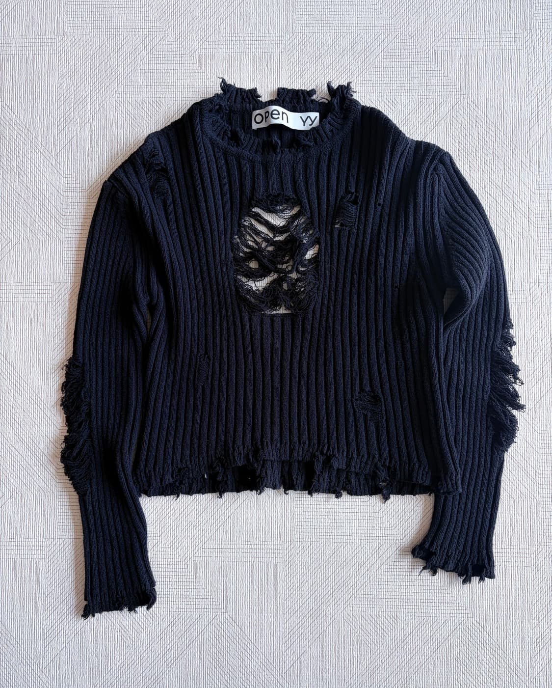 오픈와이와이 데미지 하트 풀오버 니트 블랙 상품이미지4