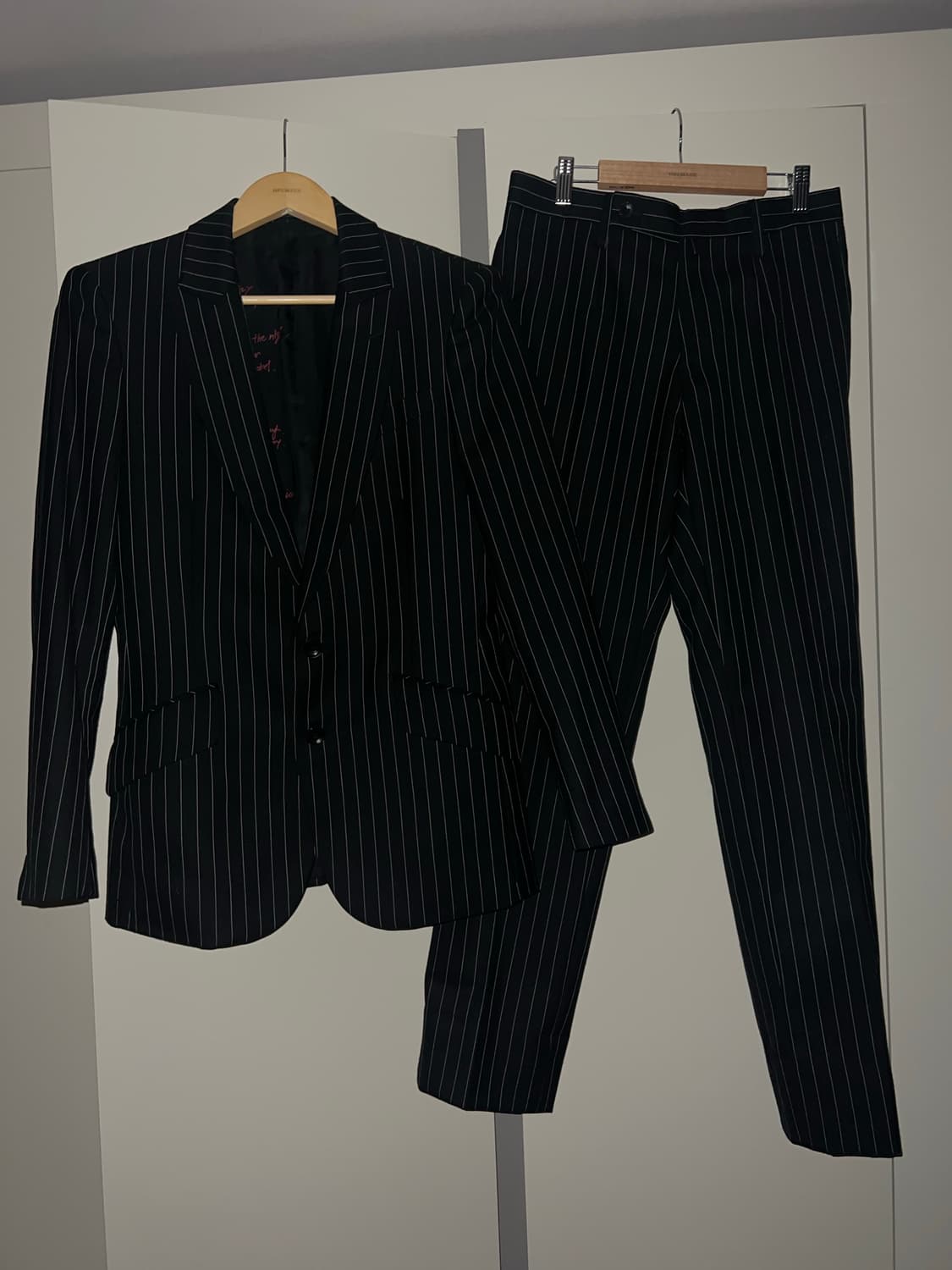 이사무 카타야마 백래쉬 핀 스트라이프 셋업 상품이미지1