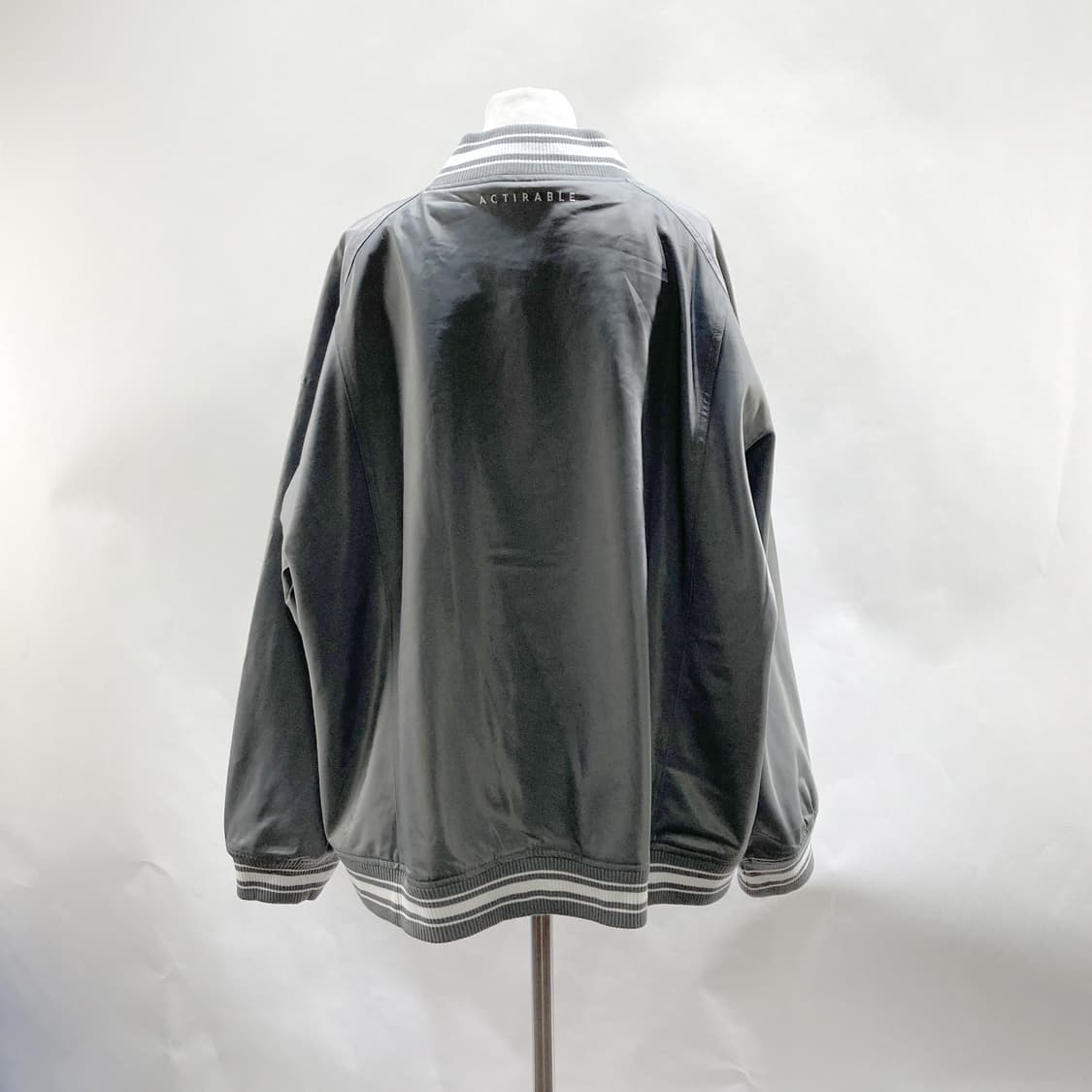 공구우먼 ACTIRABLE 노앙 루즈핏 블루종점퍼 2  상품이미지3