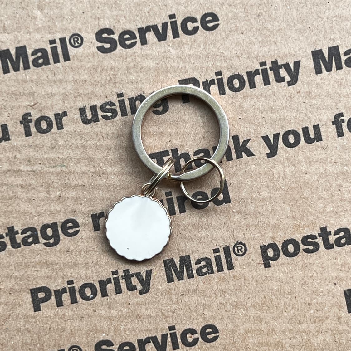 90s vtg Mini White Charm Keyring 상품이미지1