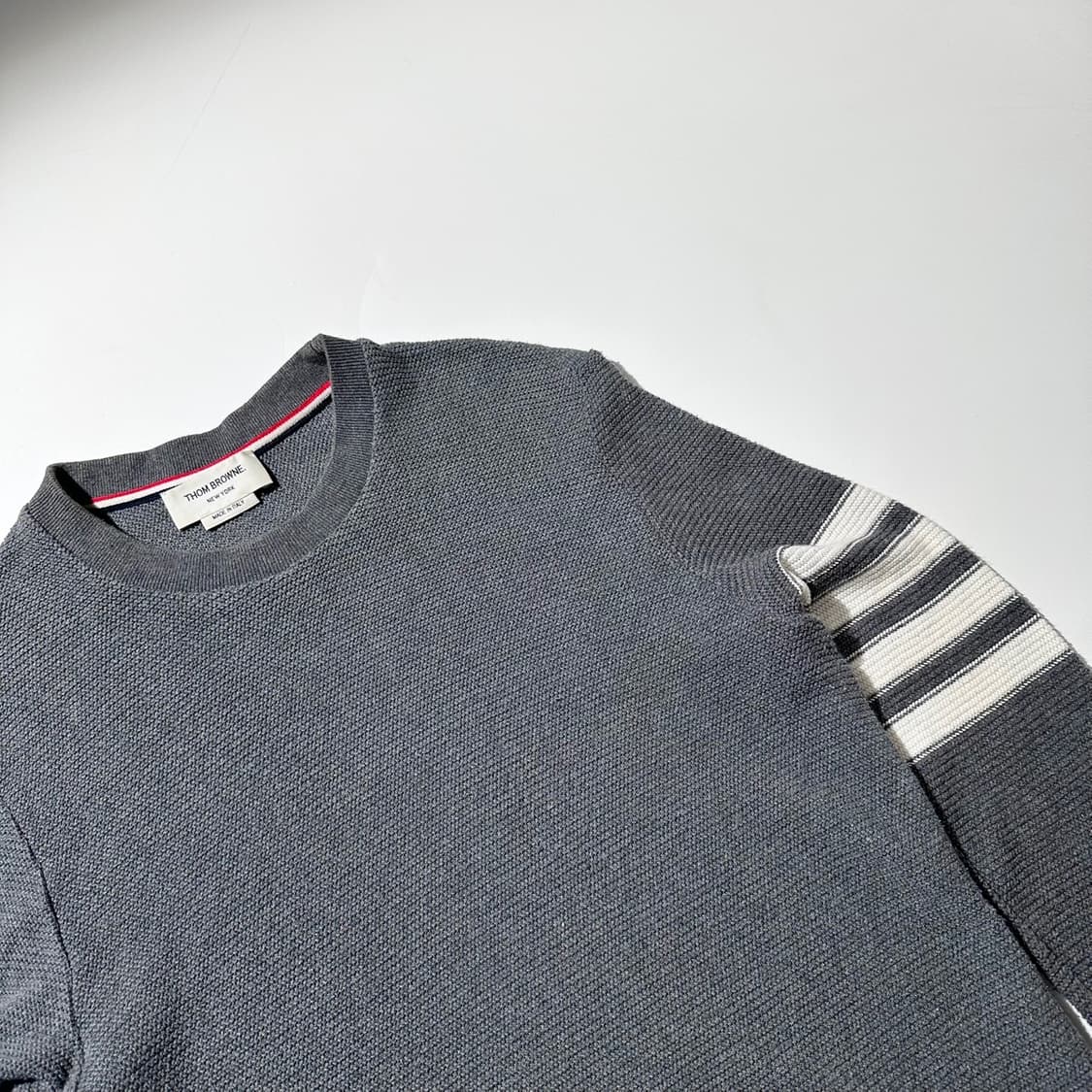 톰브라운 4 바 완장 와플 니트 상품이미지4