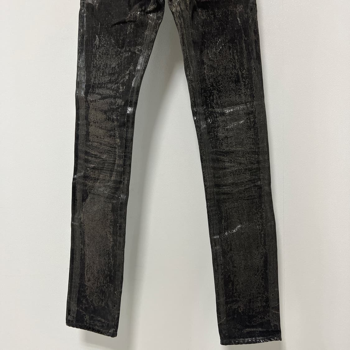 디올옴므 07AW "Luster" 블랙 왁스 코팅진 블왁코 상품이미지4