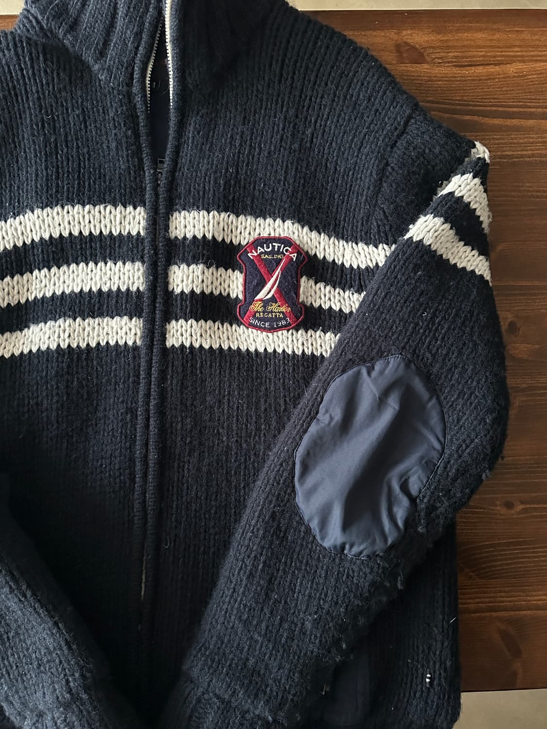 노티카 스트라이프 집업 니트 자켓 상품이미지1