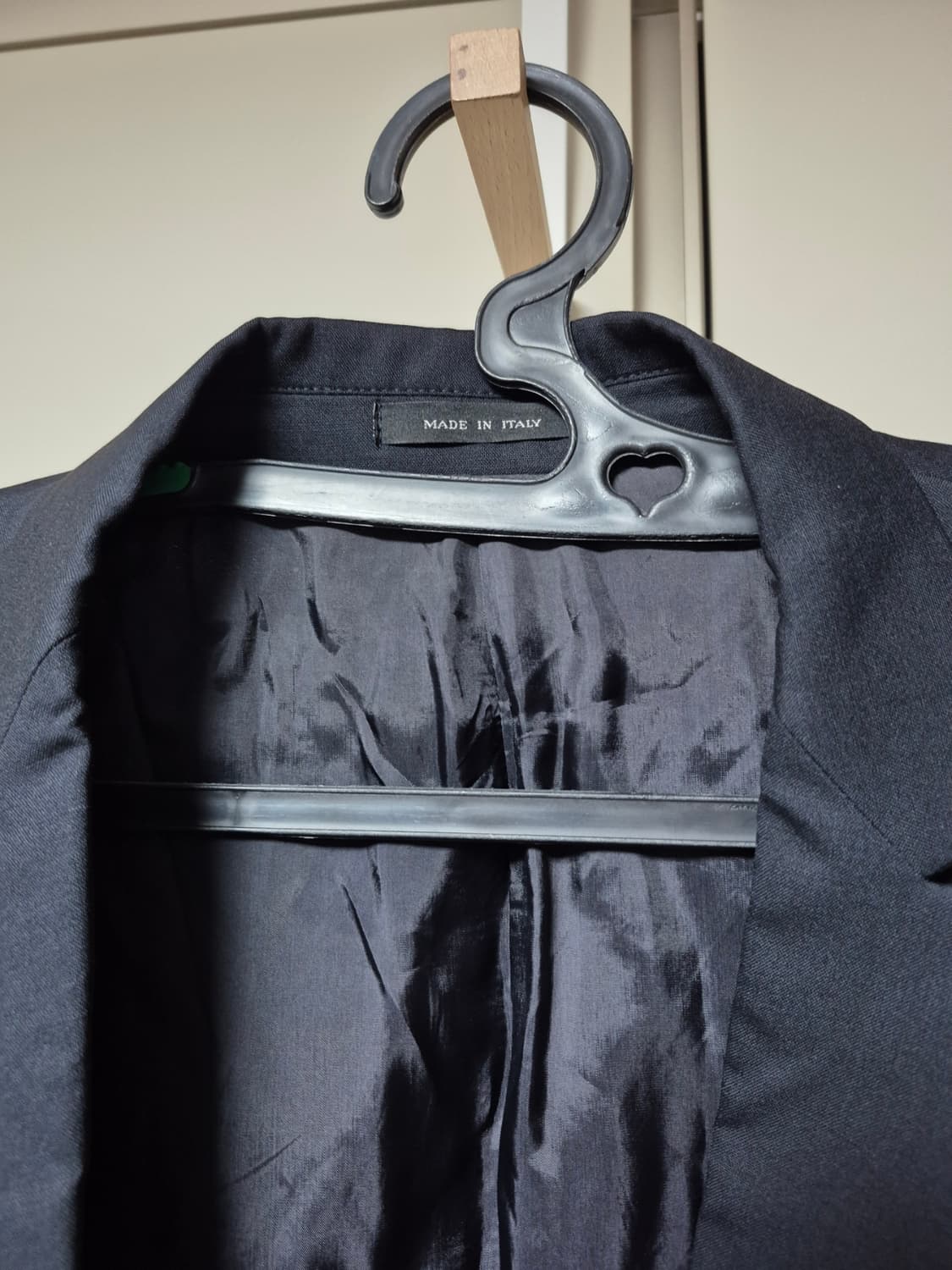 엠포리오 알마니 정품 남자 자켓 실사이즈 105 팝니다 상품이미지2