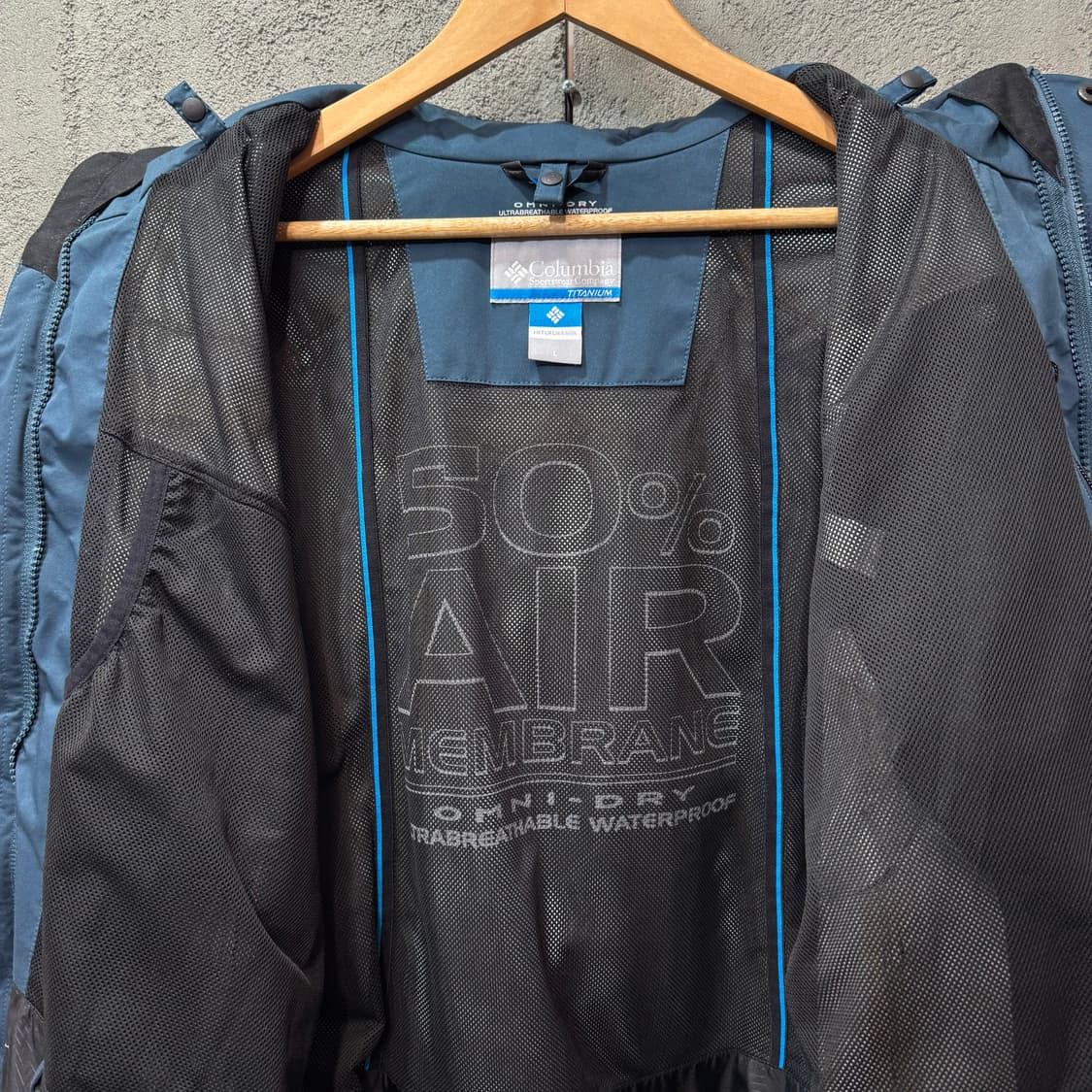 컬럼비아 티타늄 옴니드라이 워터프루프 아웃도어 자켓 (L)   상품이미지5