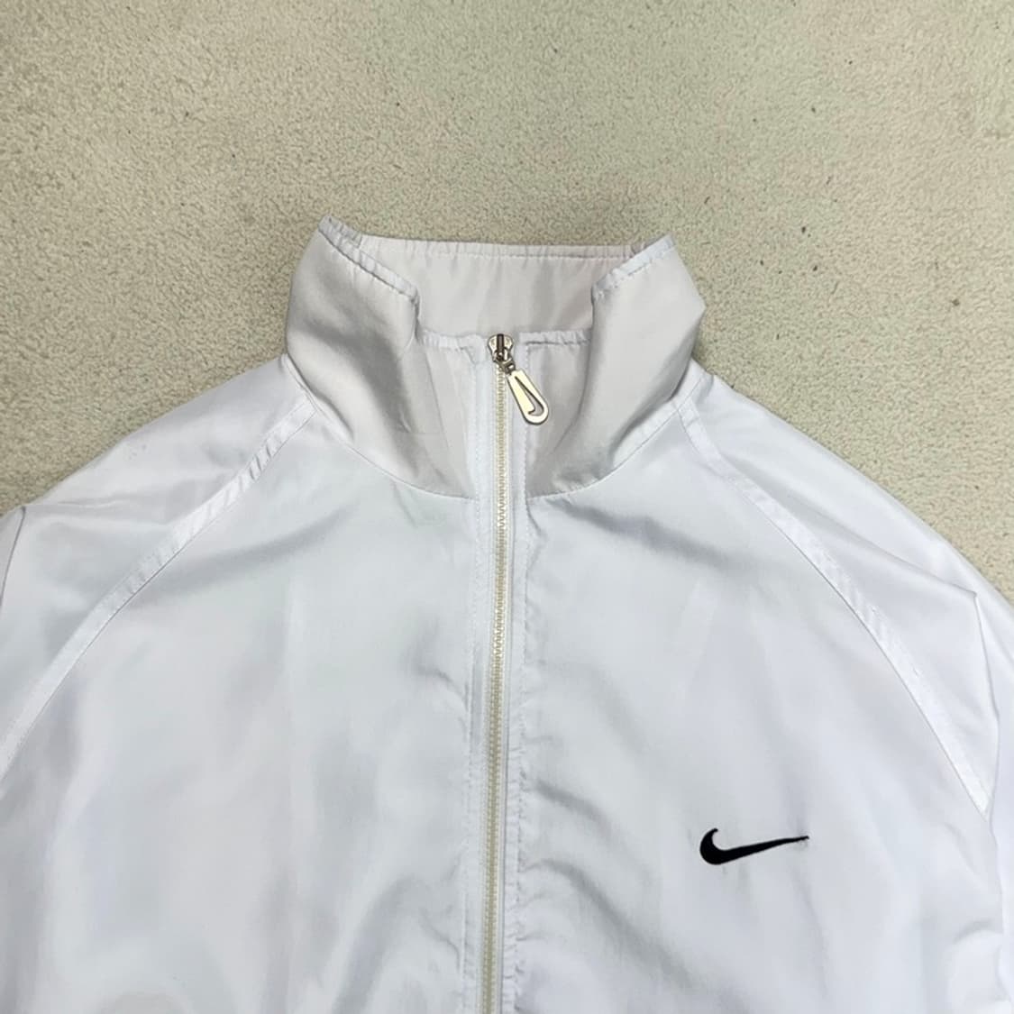 NIKE Old School 스우시 바람막이 L 상품이미지3