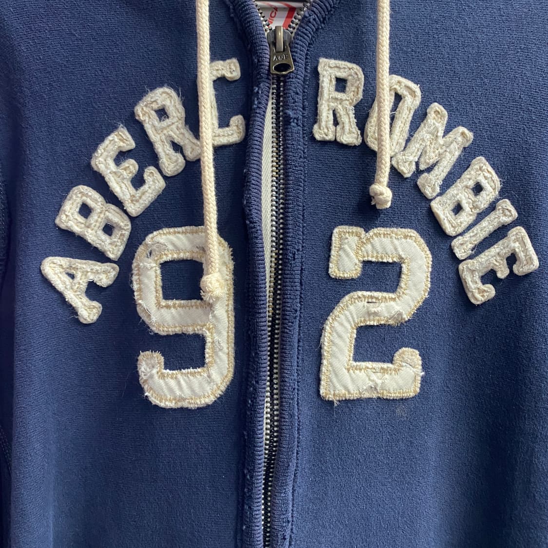 아베크롬비 자수 빅로고 네이비 후드 집업B2885 상품이미지3