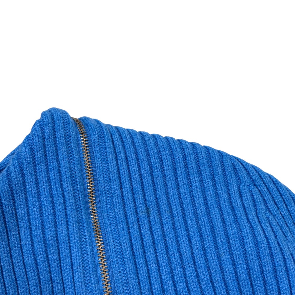 YUSE 유즈 컷아웃 숄더 니트집업 블루 상품이미지9