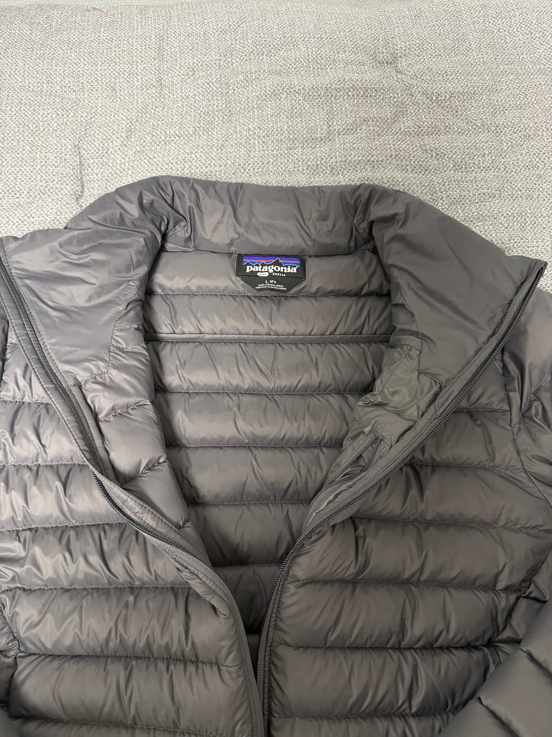 [L] 파타고니아 다운 스웨터 포지 그레이 상품이미지3