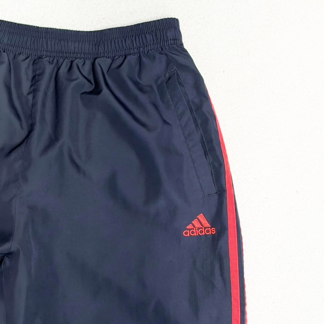 ADIDAS 네이비레드 와이드 트랙팬츠 S 상품이미지3