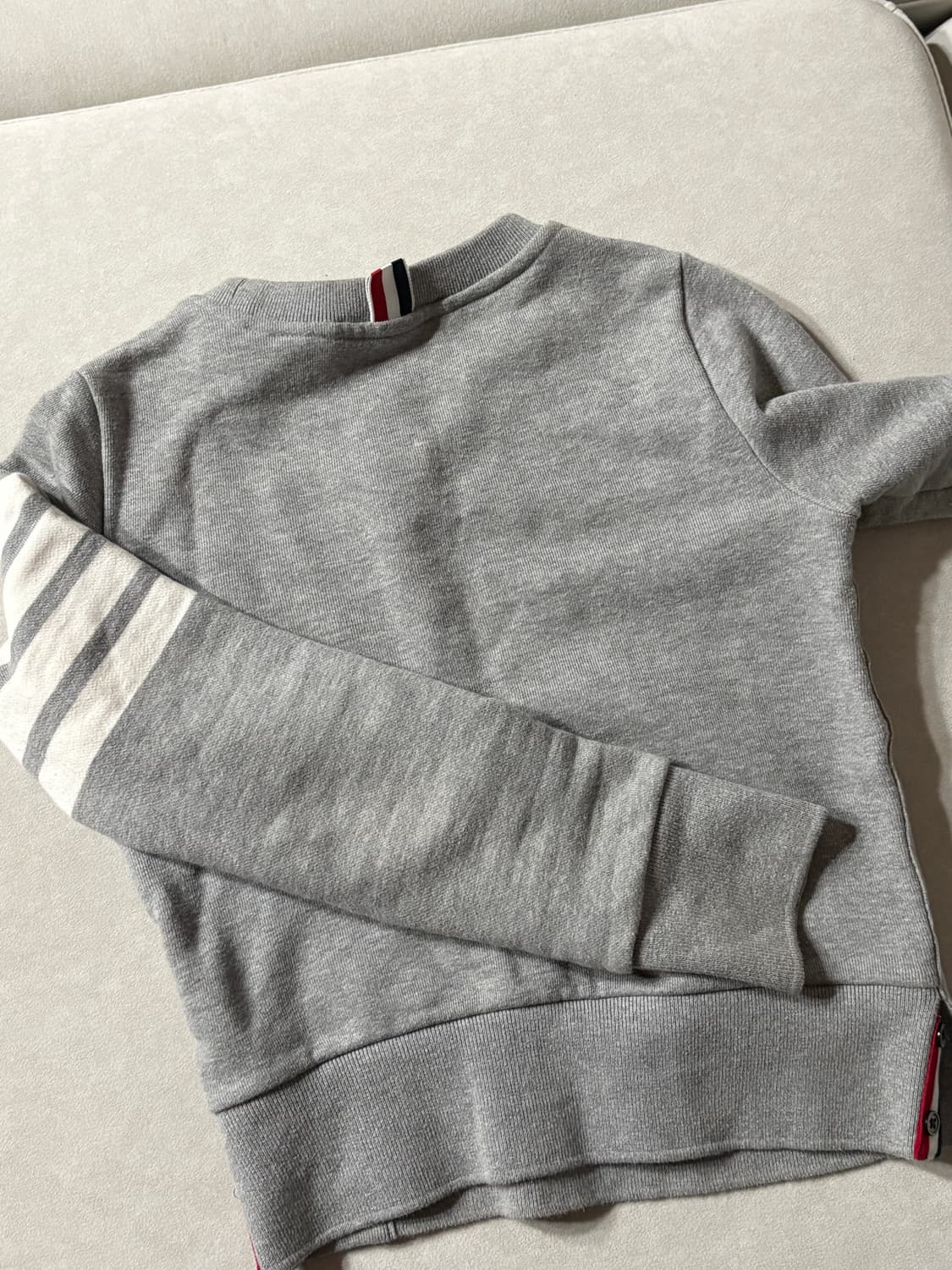 톰브라운여성맨투맨 36 그레이 상품이미지5