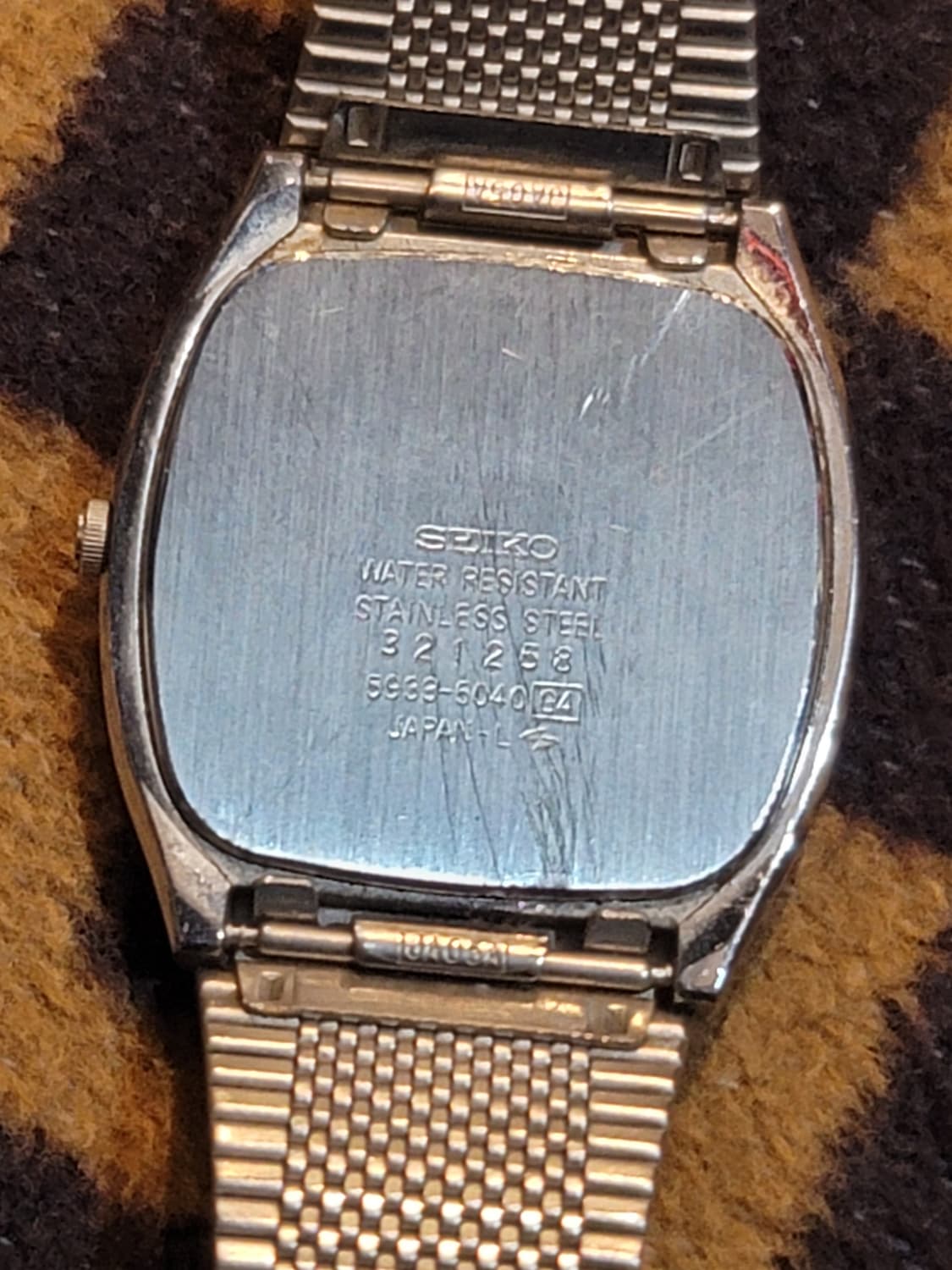 1983년 2월에 생산된 세이코 빈티지 시계 상품이미지3