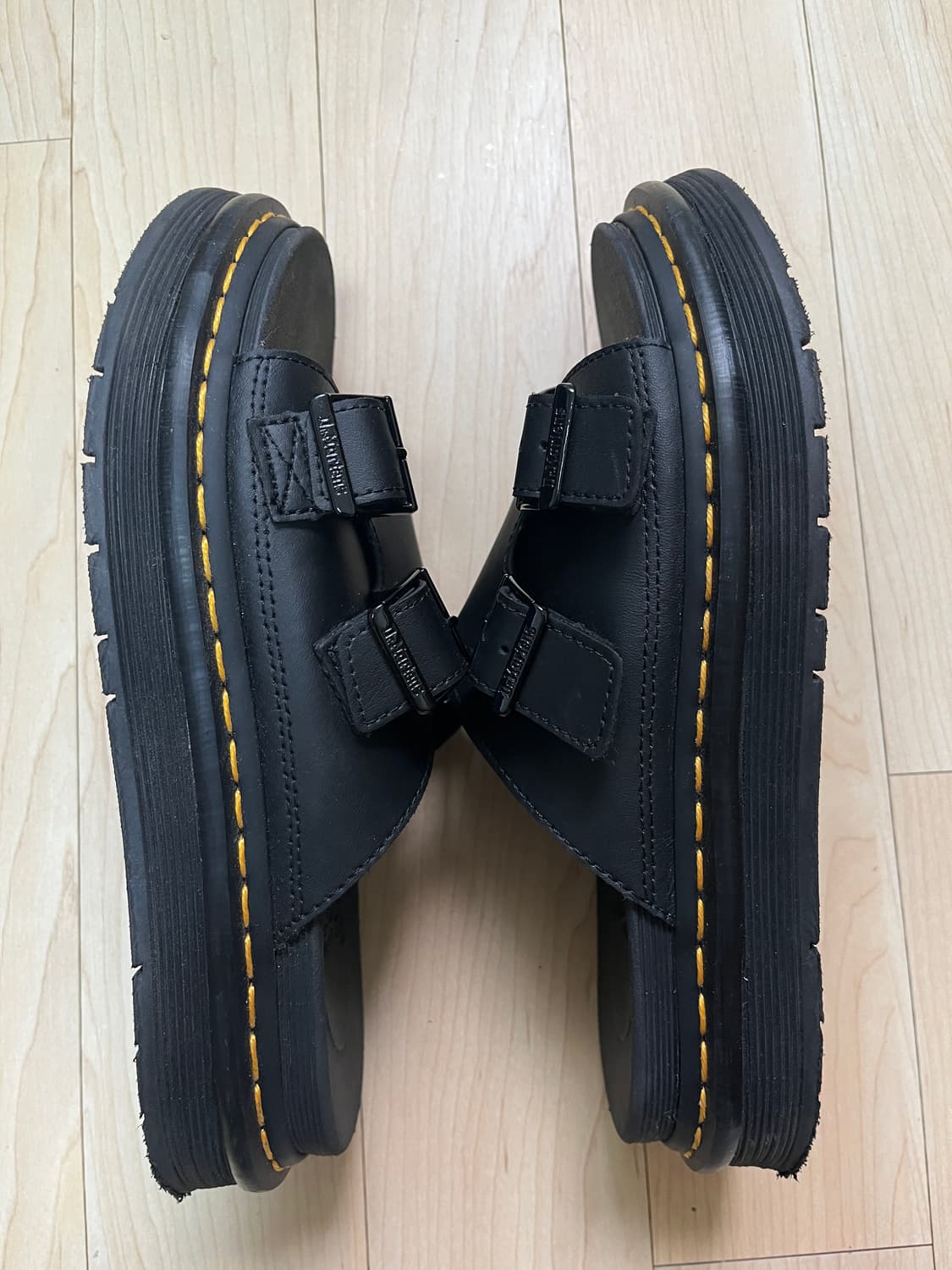 닥터마틴 닥스 블랙 하이드로 슬리퍼 250~260 상품이미지4