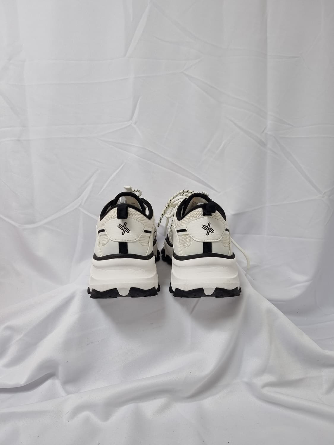 245 젝시믹스 X-1 라이트핏 화이트 스니커즈 상품이미지7