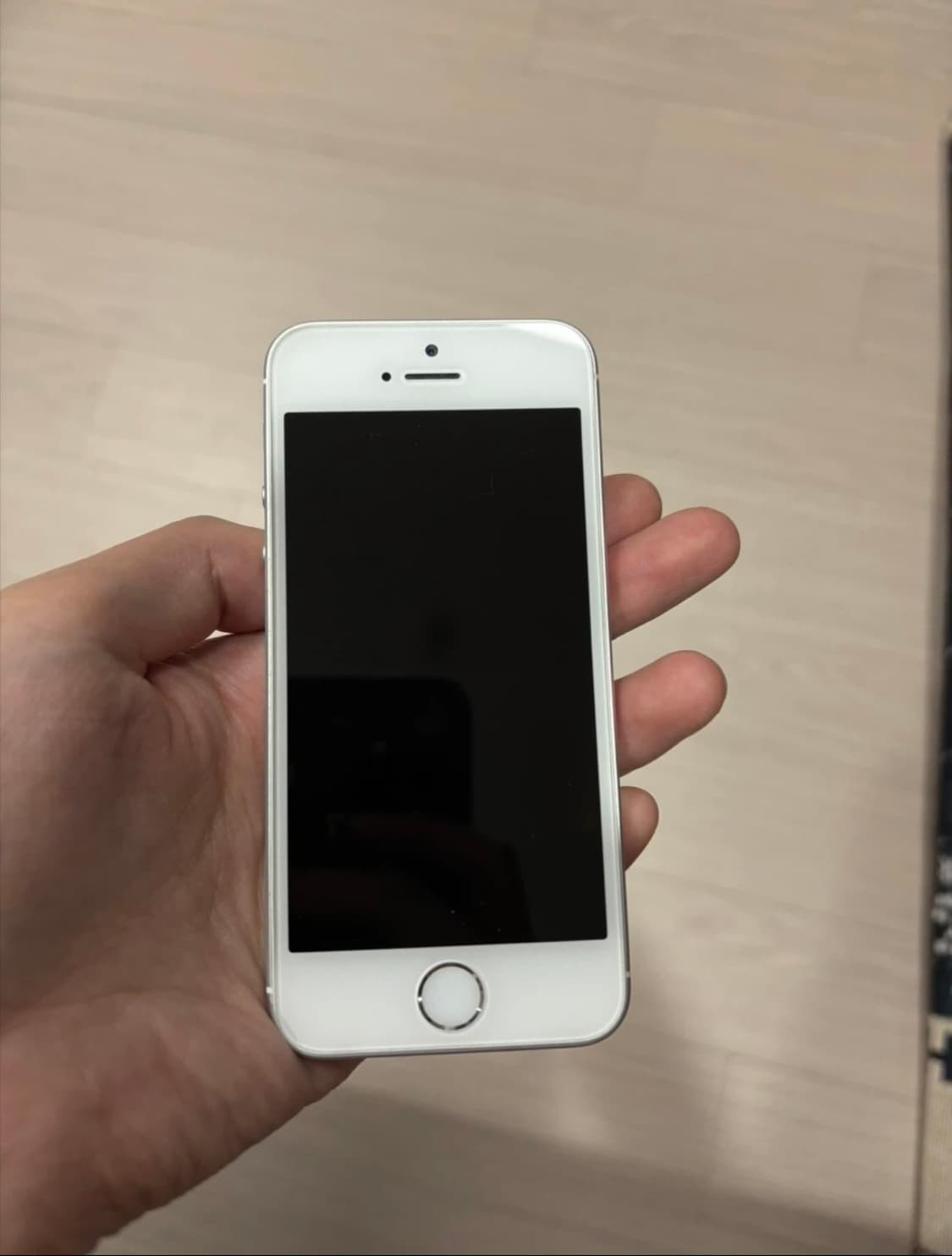 아이폰 SE1 실버 32GB 배터리효율85% 상품이미지2