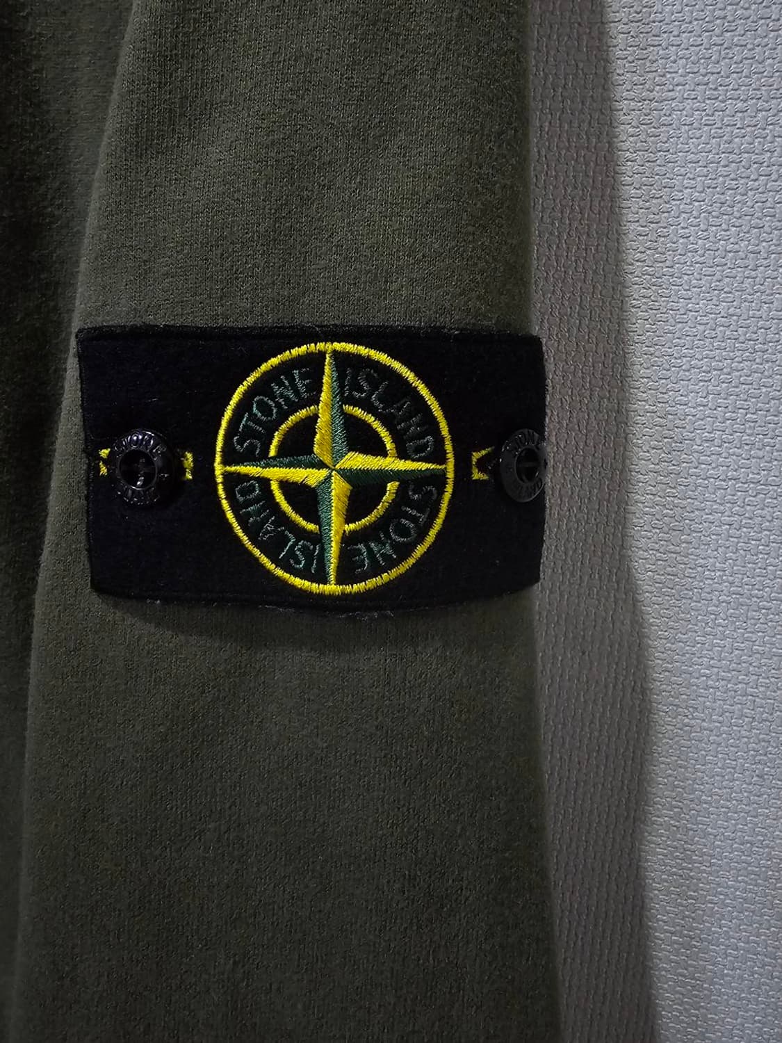 정품 스톤아일랜드 24FW 와펜 패치 집업 자켓 95/M 상품이미지3