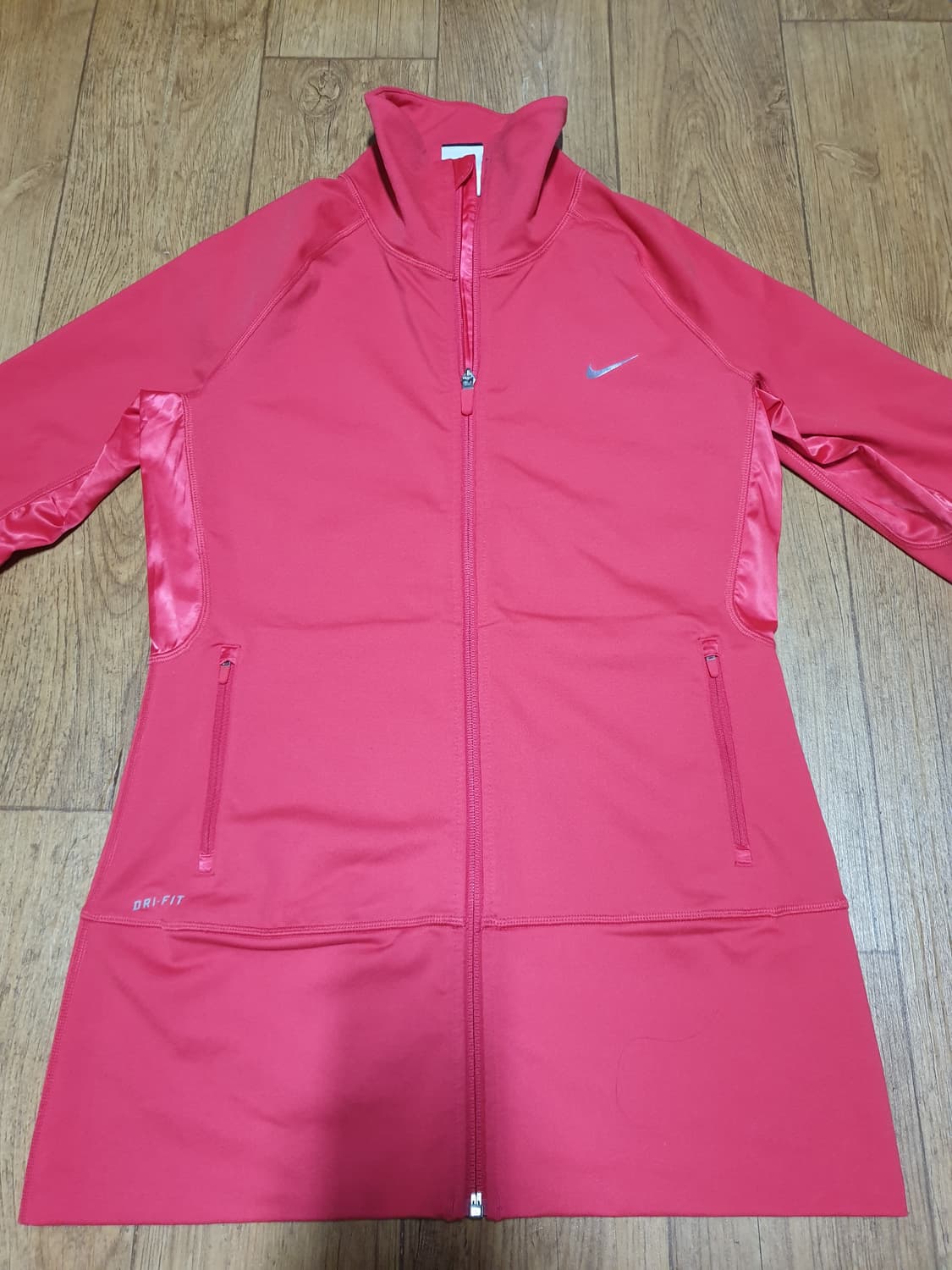1055 나이키 운동복 집업 90 사이즈입니다 상품이미지1