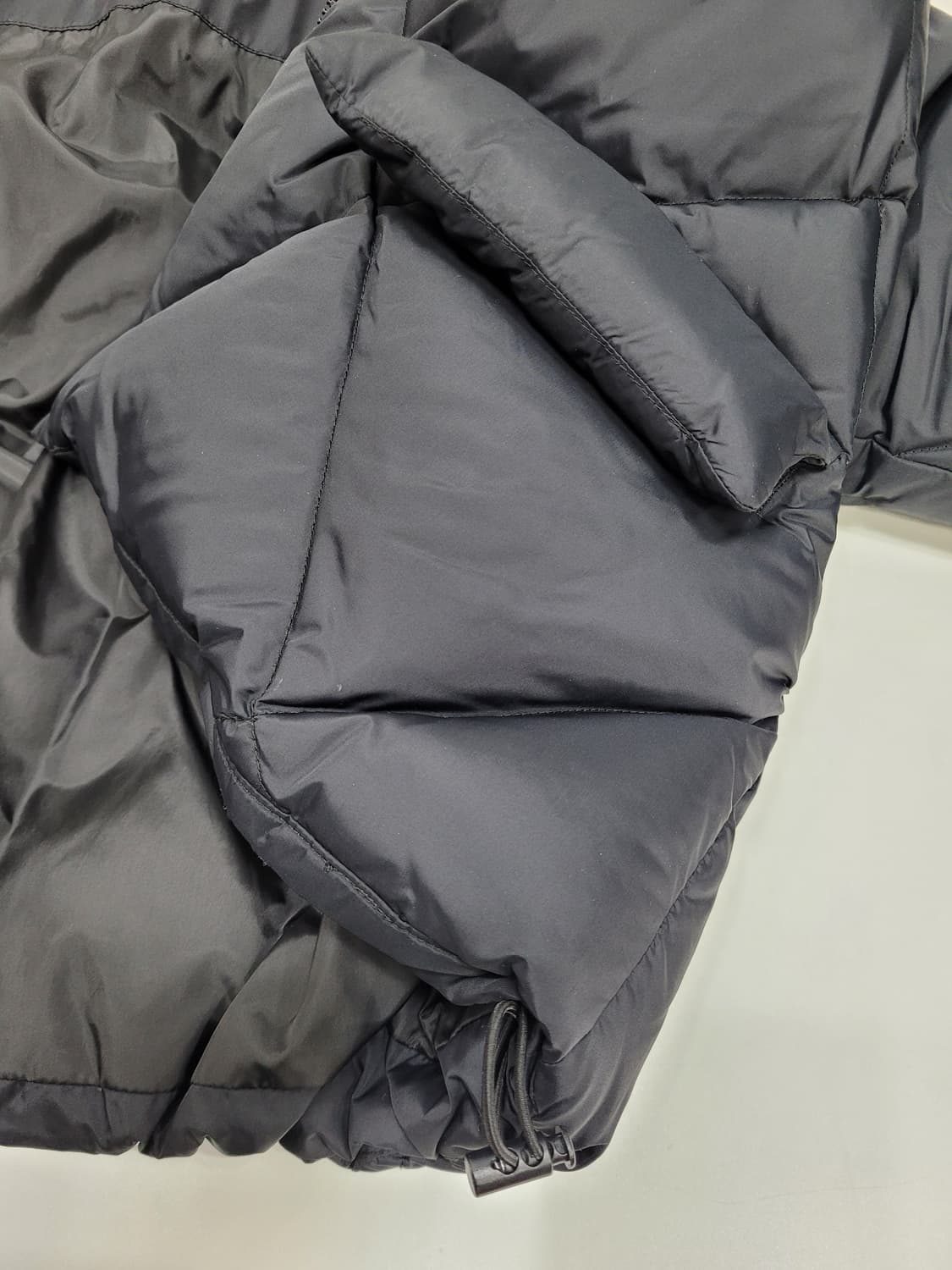 PLAC 21FW 플랙 퀼팅 다운 숏 패딩 / 여 FREE 블랙
 상품이미지6