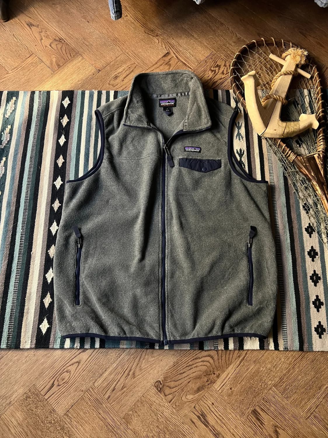 [L]파타고니아 신칠라 그레이 플리스 베스트 상품이미지1
