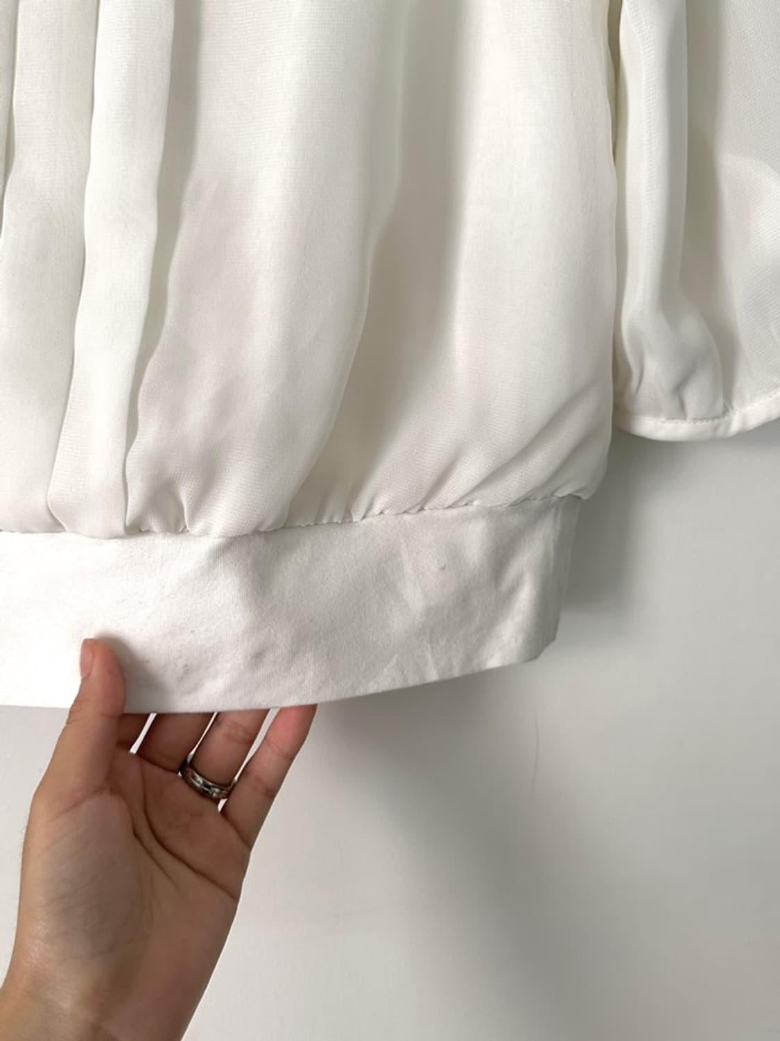 Pintuck sheer formal blouse / white 상품이미지6