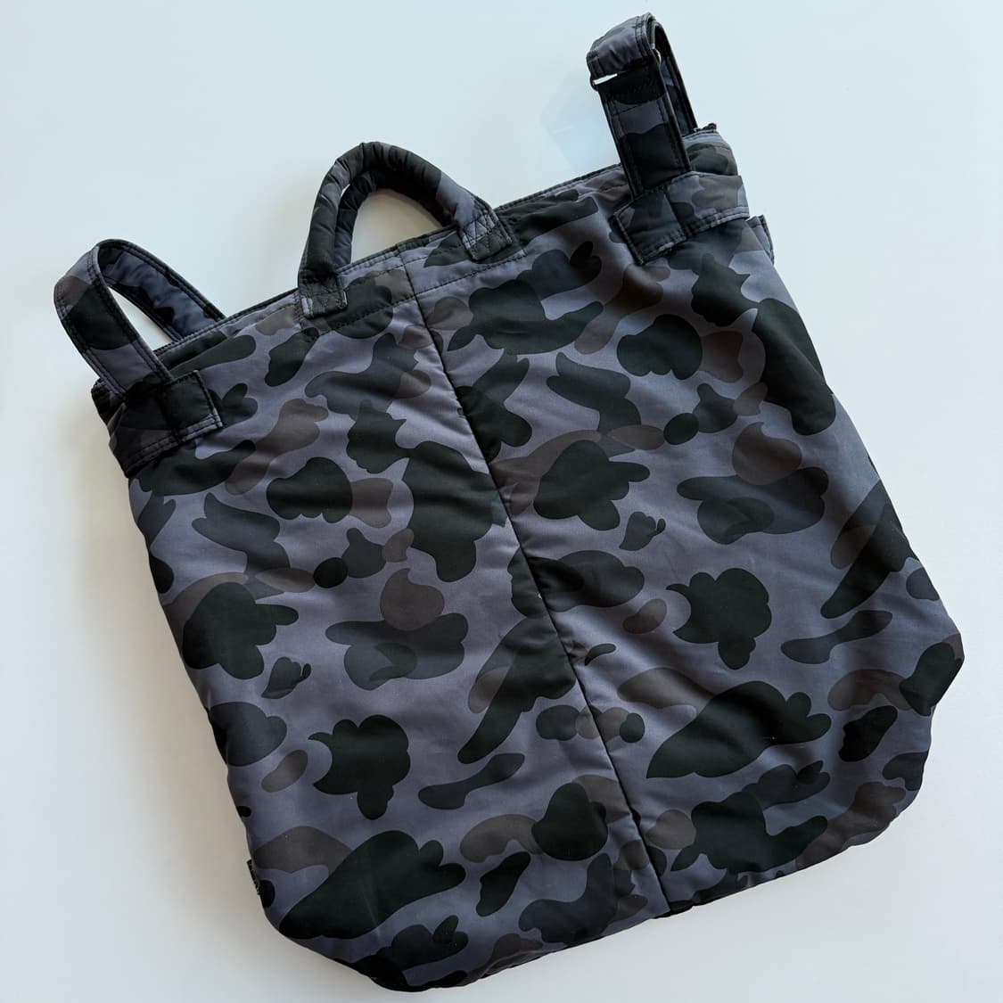 베이프 x 포터 헬멧백 상품이미지4