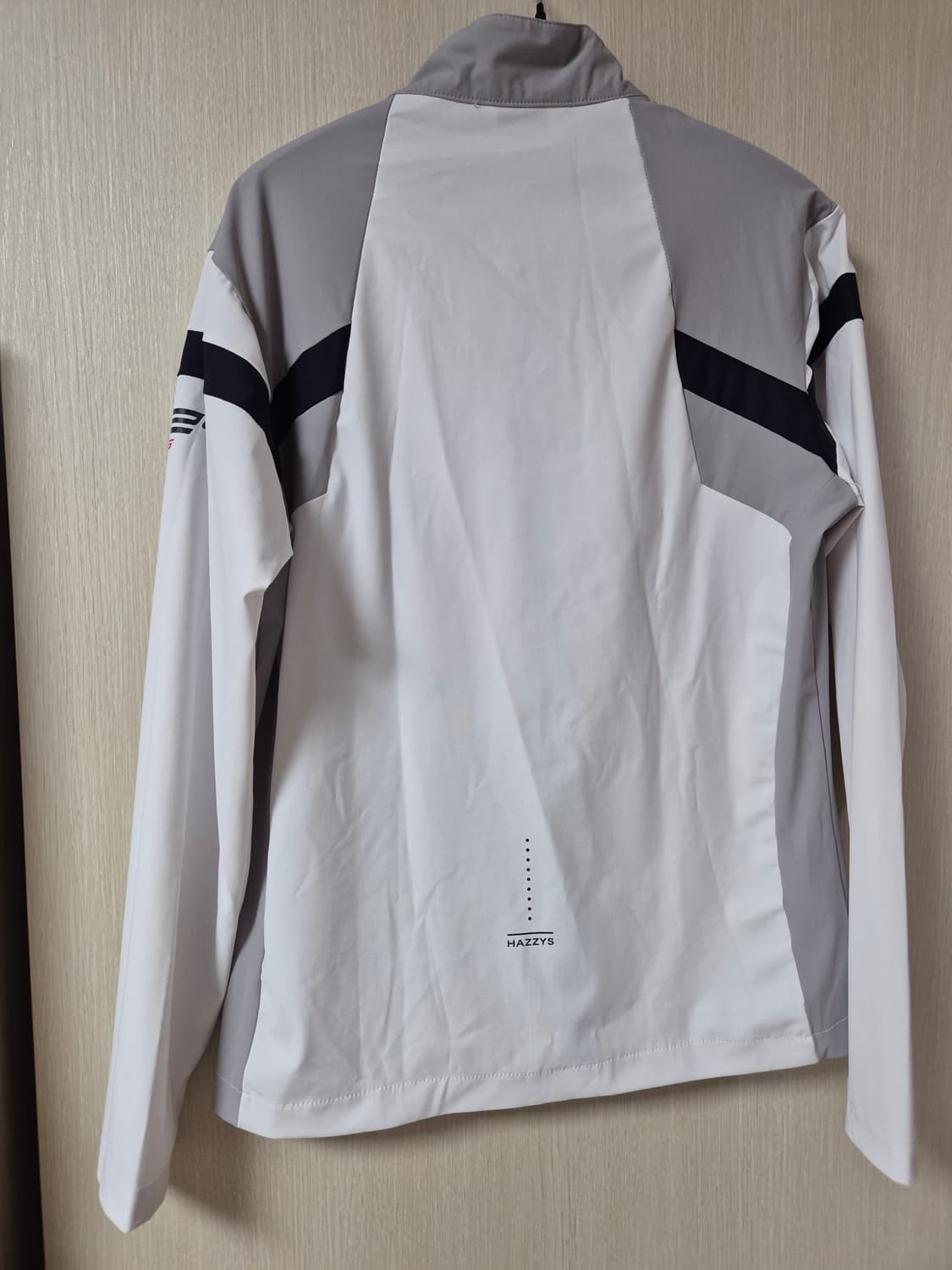 (24년) 헤지스 골프 집업 져지 자켓 90 여성  상품이미지2