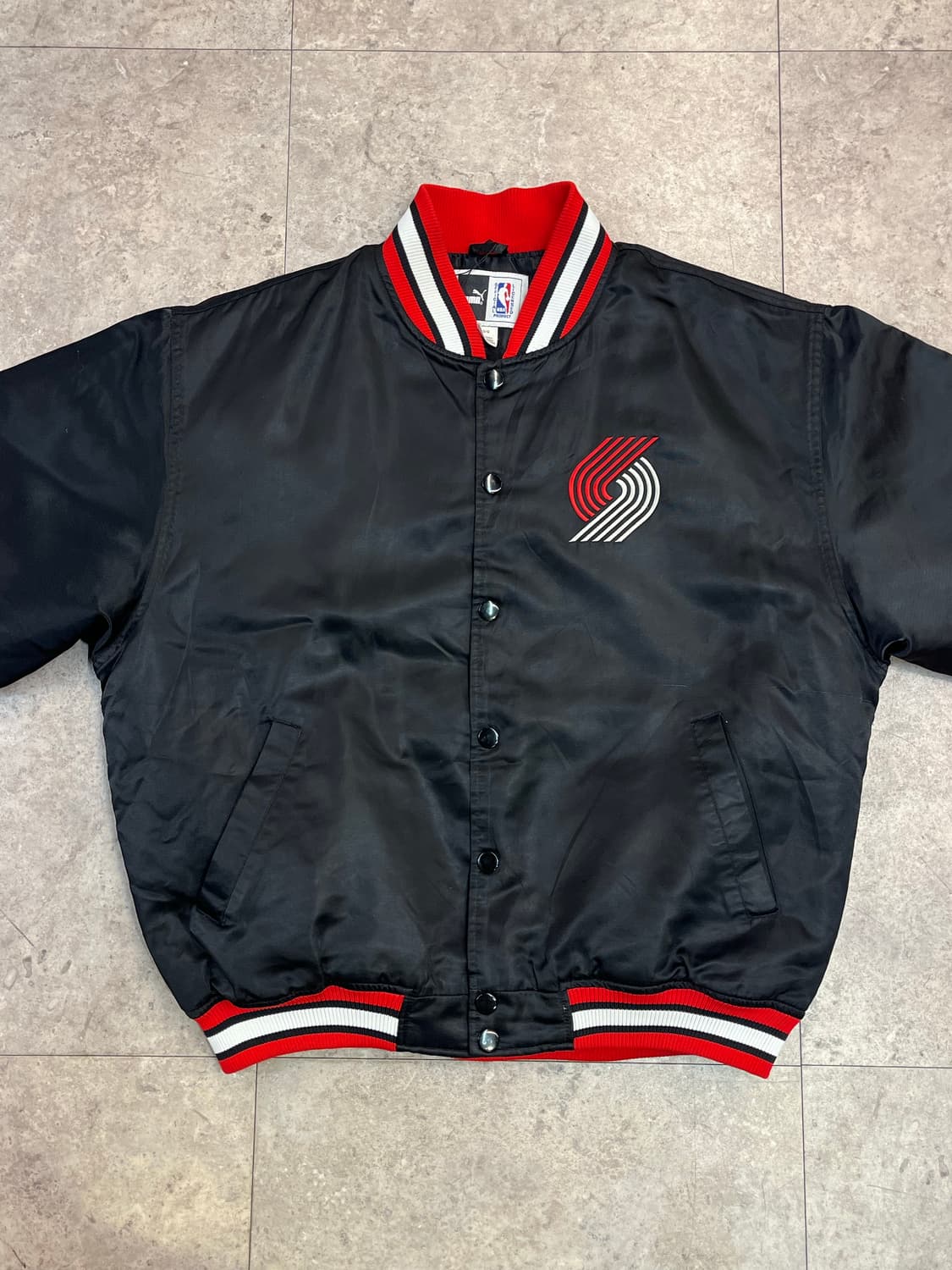 퓨마 NBA 포틀랜드 새틴 바시티 자켓 블랙 L #csz2303 상품이미지4