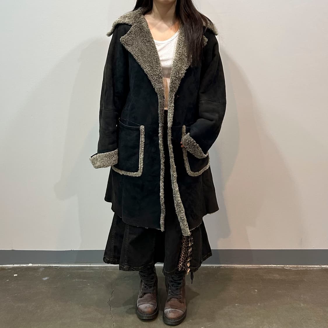 블랙 양가죽 무스탕 코트 상품이미지3