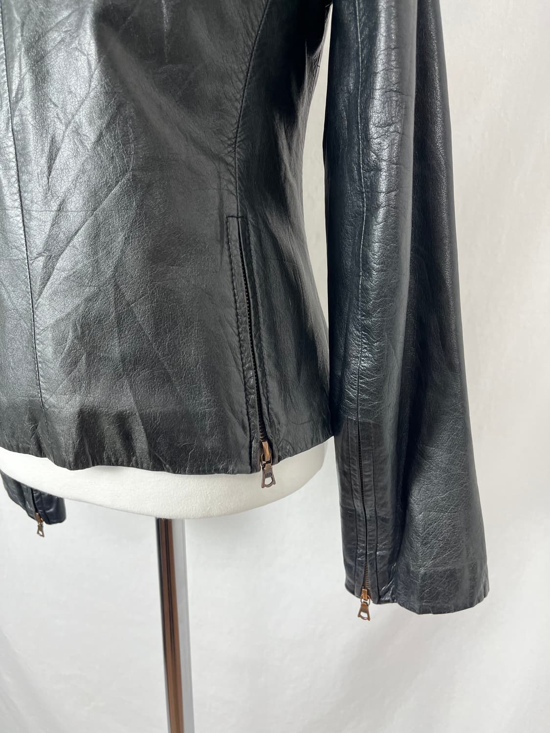 Theory 리얼레더 가죽자켓 상품이미지5