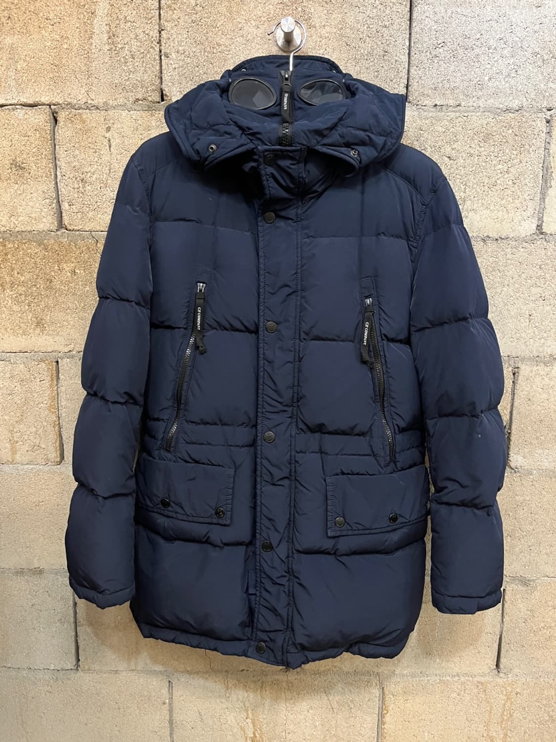 씨피 컴퍼니 노르지 고글 후드 푸퍼 자켓 상품이미지1