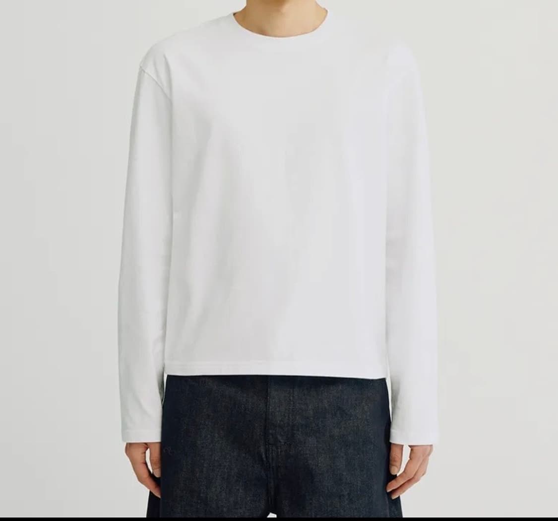 흰색 크롭 롱스리브 M 상품이미지1