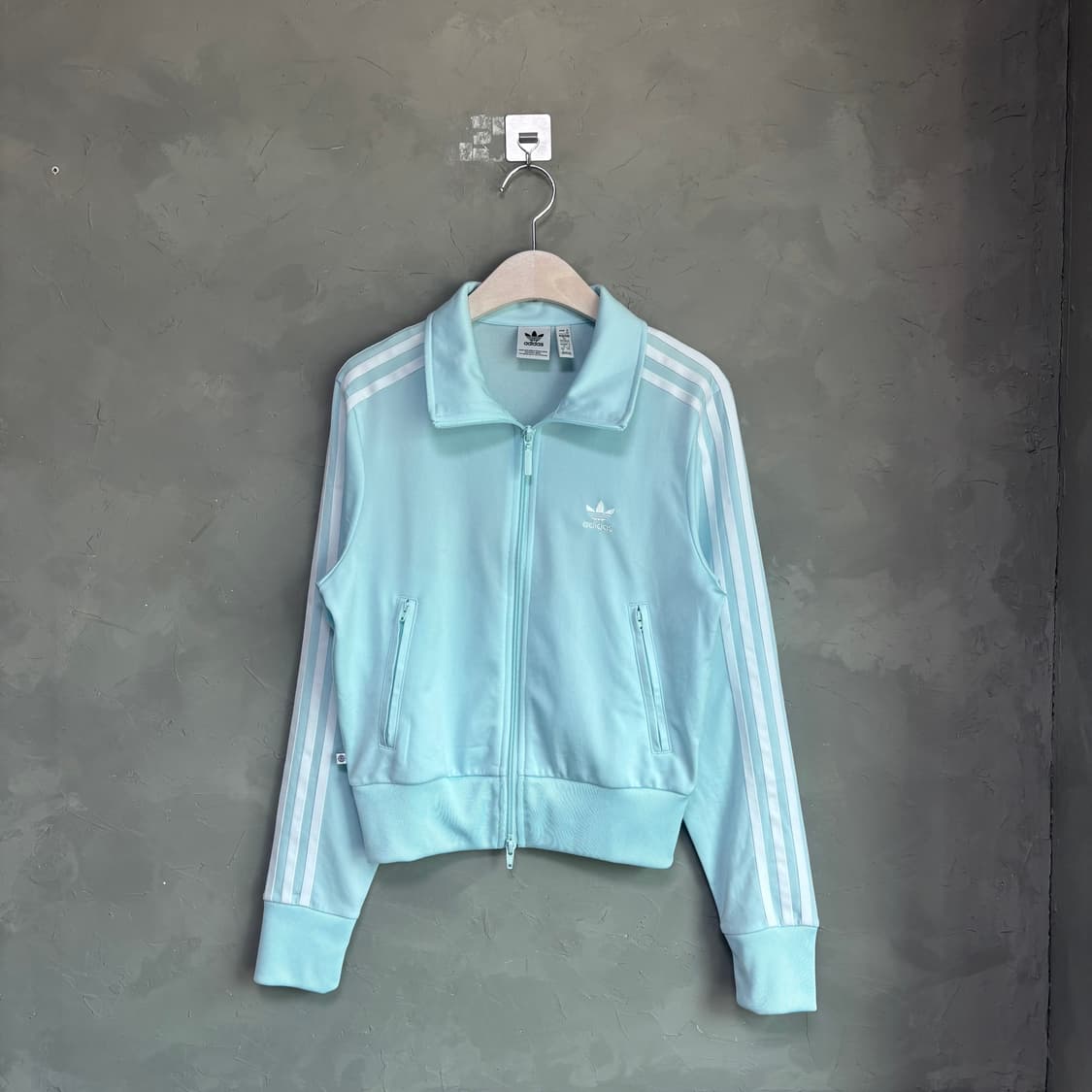 아디다스 신형 파이어버드 져지 트랙탑 스카이블루 시나모롤 상품이미지1