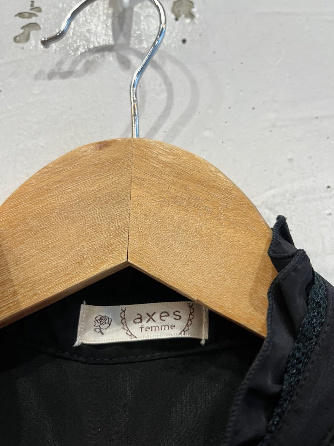 액시즈팜 프릴 블라우스  상품이미지5