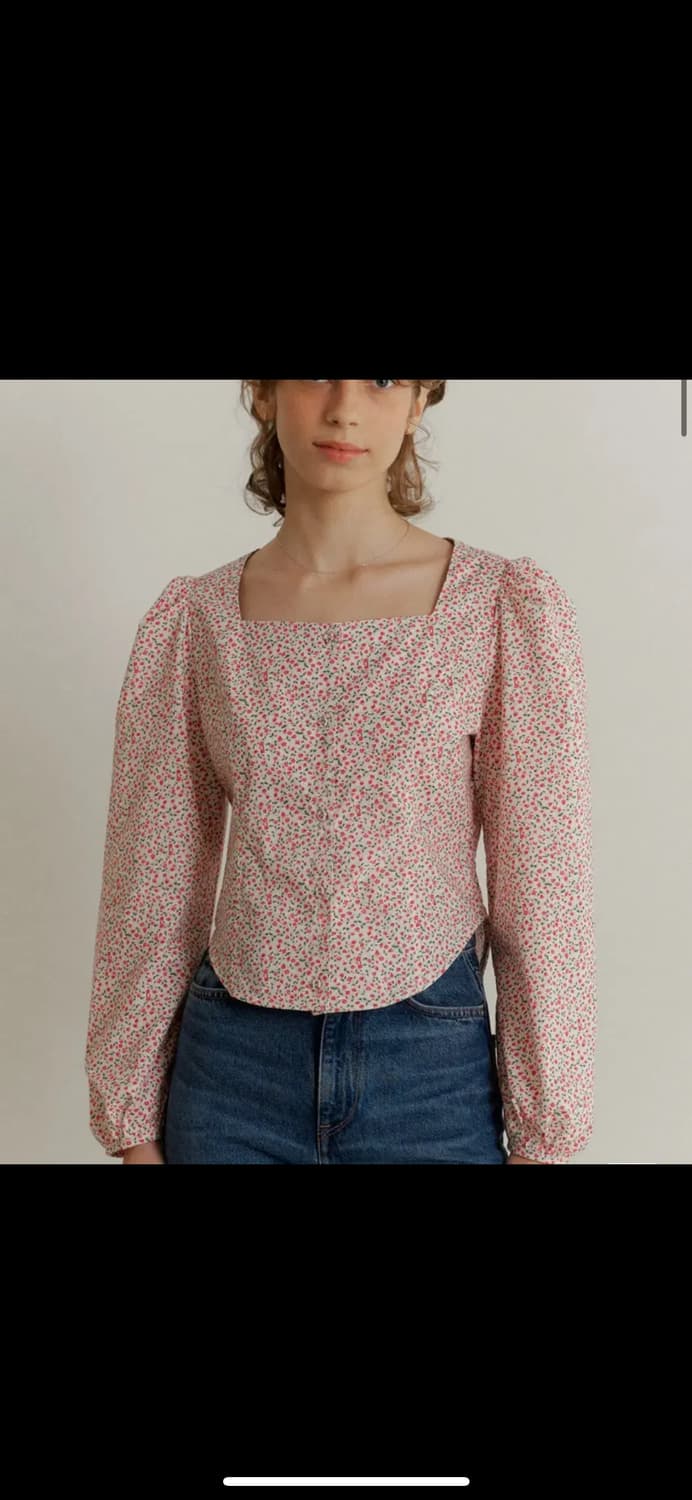 어몽 플로랄 스퀘어넥 블라우스 화이트 상품이미지1