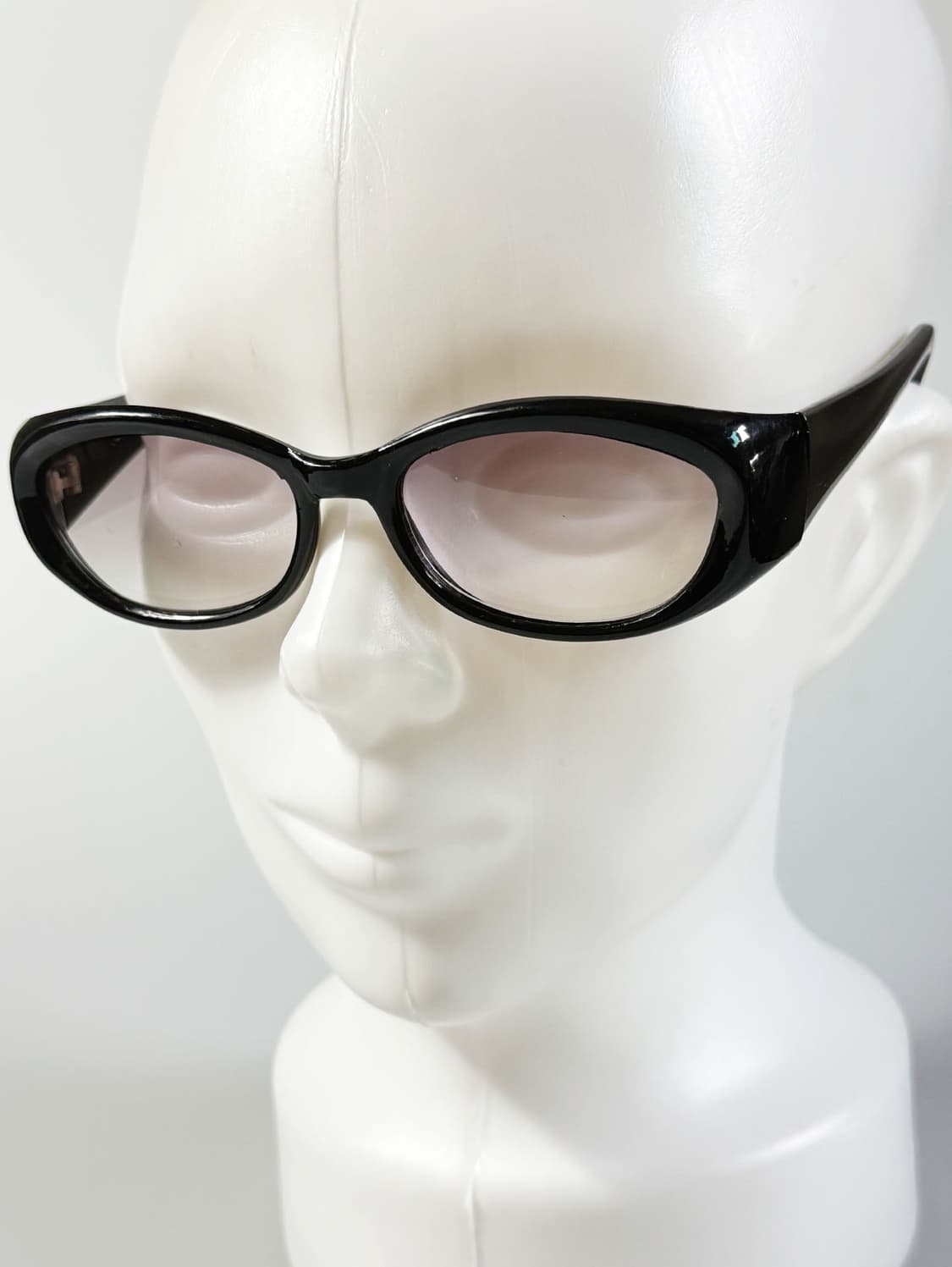 90s UNOSOLEIL 블랙 볼드 오벌 빈티지 선글라스 상품이미지8